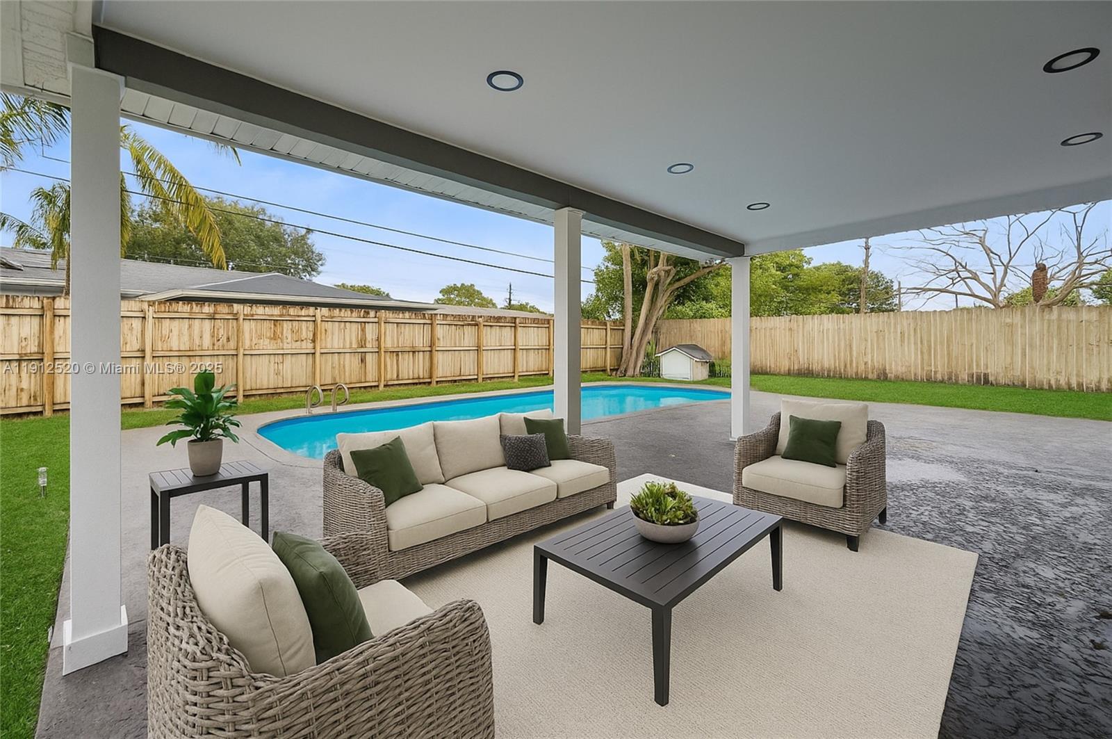 Margate, Florida, 33063, United States, 4 Bedrooms Bedrooms, ,2 BathroomsBathrooms,Residential,For Sale,1990228