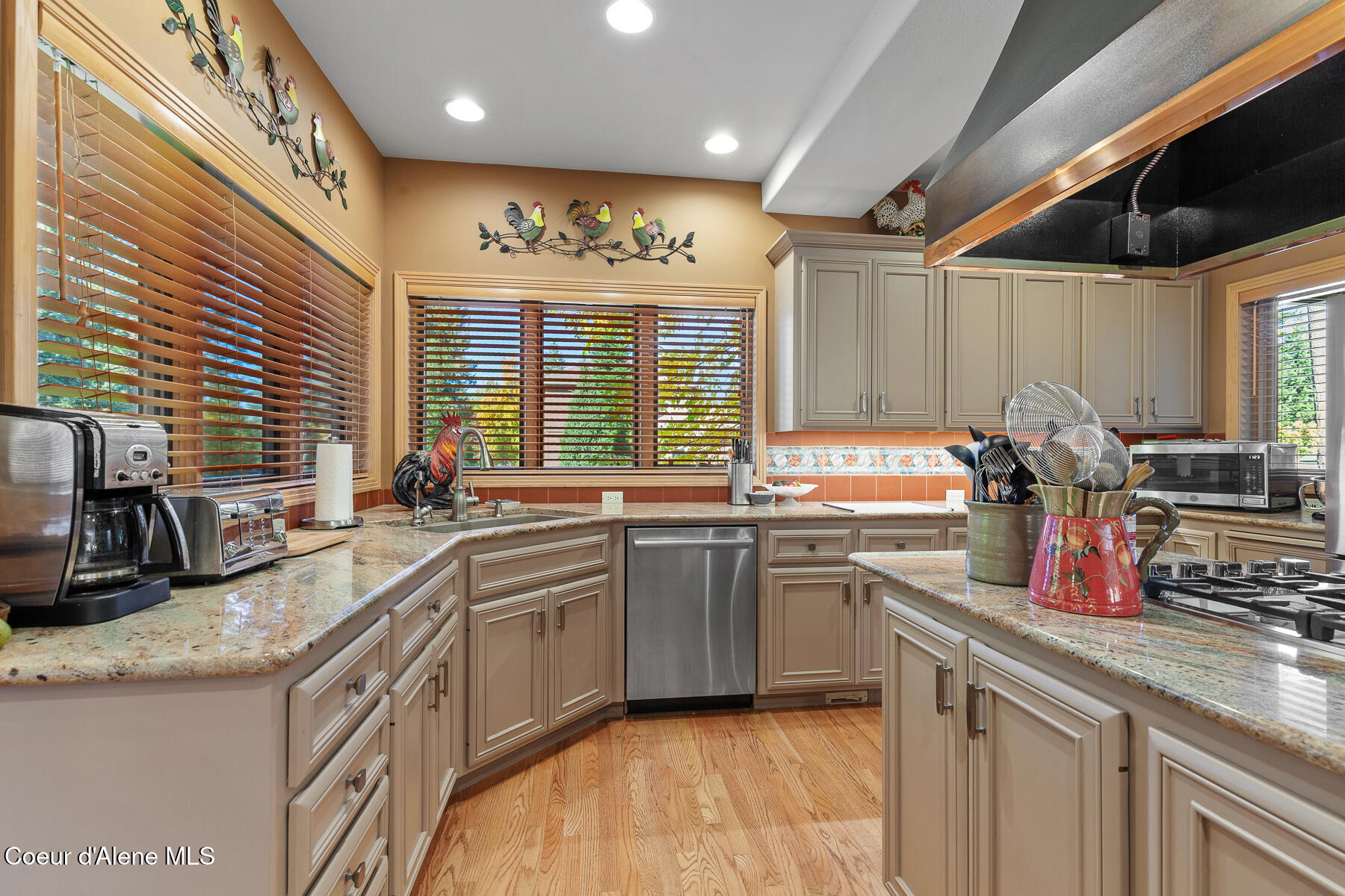 Hayden Lake, Idaho, 83835, United States, 4 Bedrooms Bedrooms, ,3 BathroomsBathrooms,Residential,For Sale,2007766