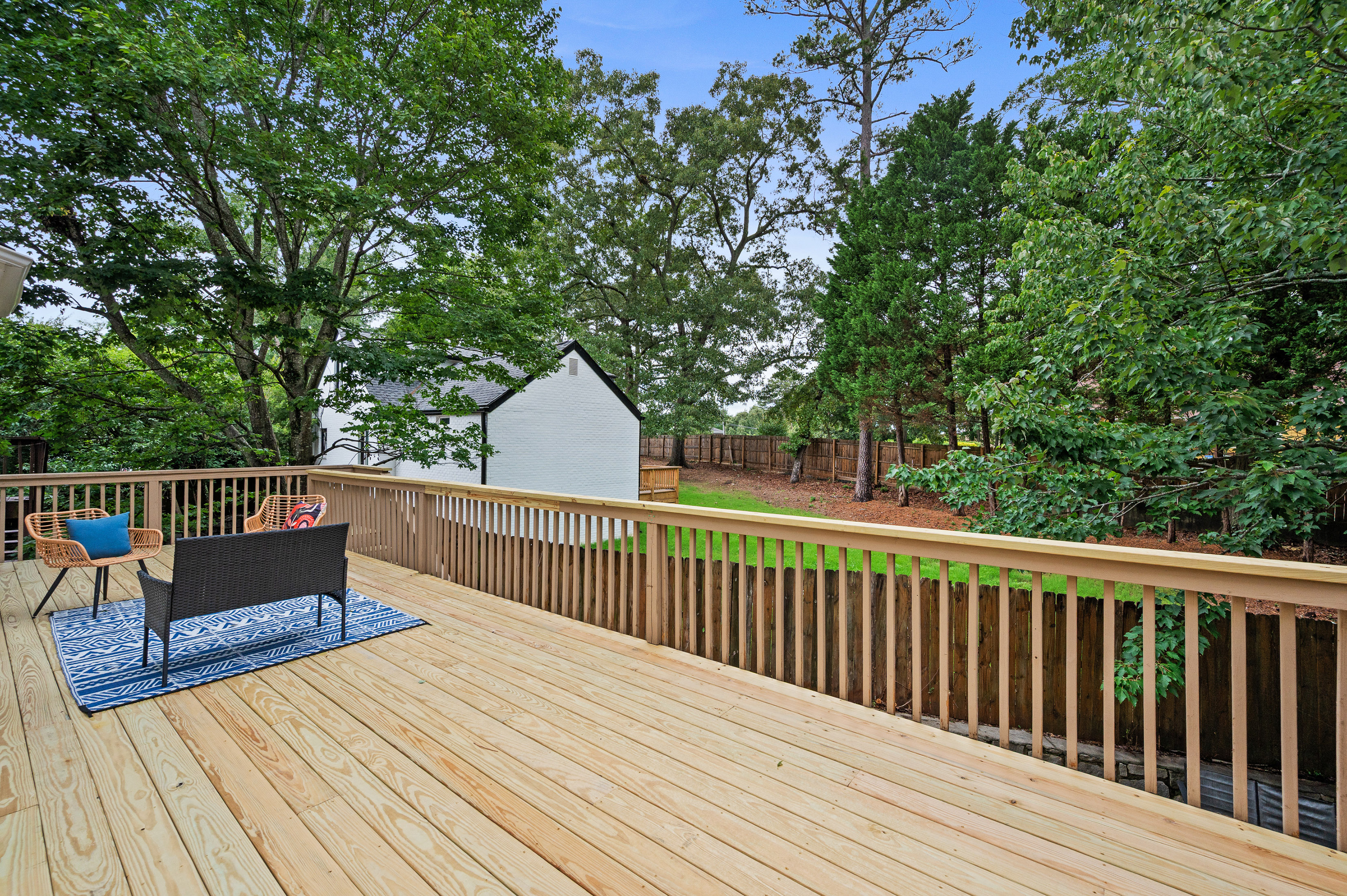  Stunning, All-Brick Home in Sought-After Medlock Place - 物件實景