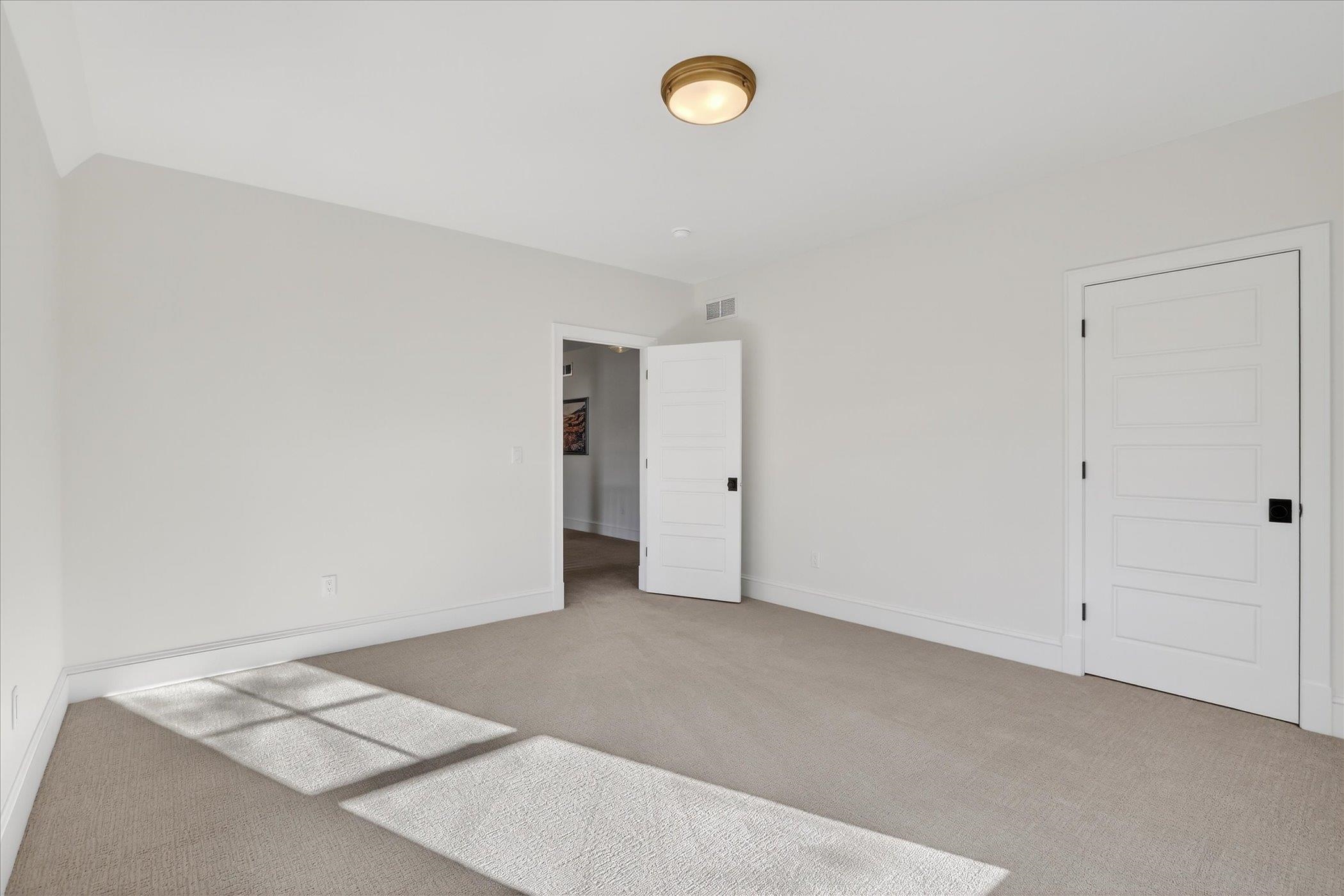 Beloit, Wisconsin, 53511, United States, 4 Bedrooms Bedrooms, ,3 BathroomsBathrooms,Residential,For Sale,2018570