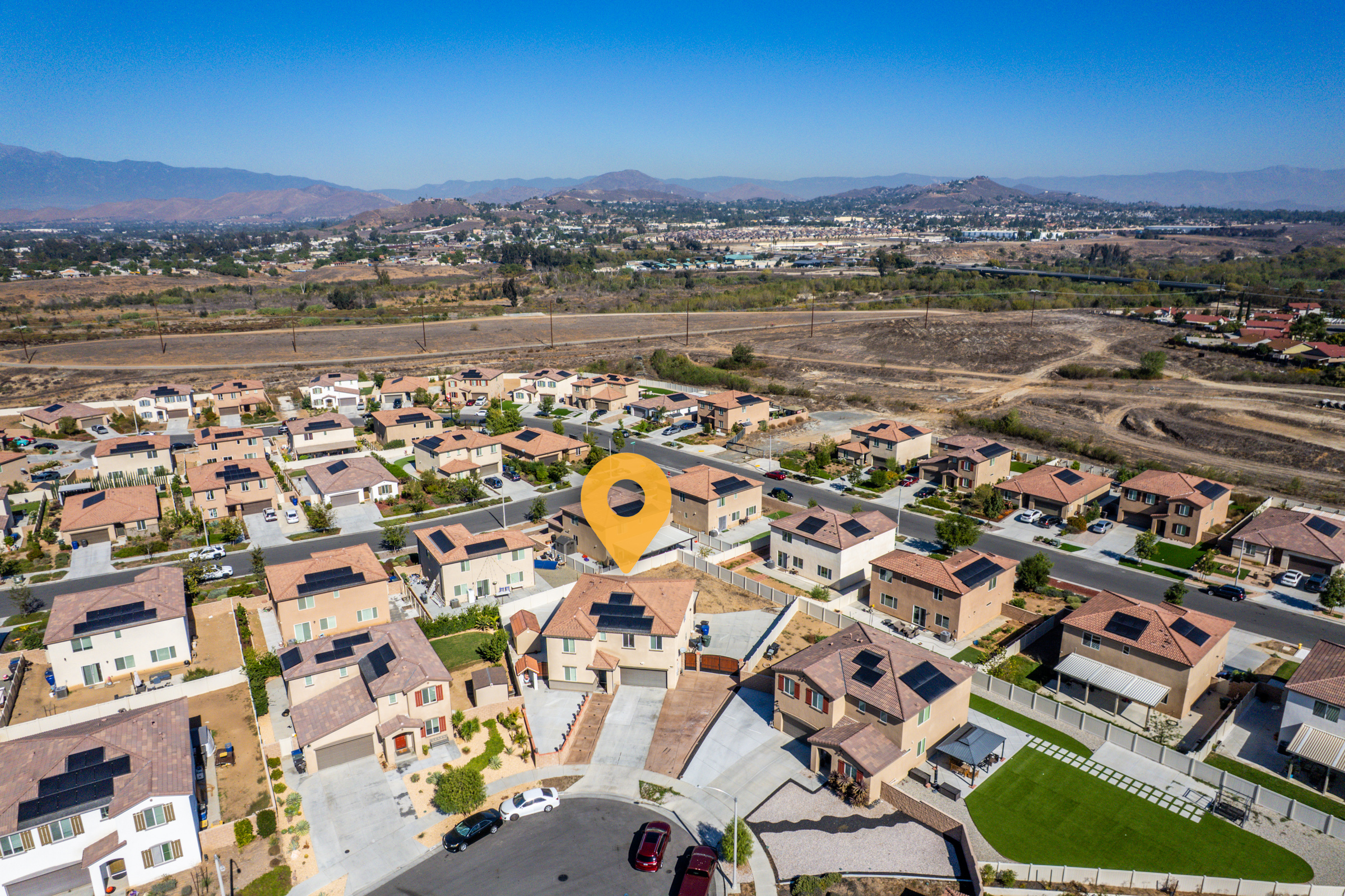 Riverside, California, 92503, United States, 5 Bedrooms Bedrooms, ,3 BathroomsBathrooms,Residential,For Sale,1989853