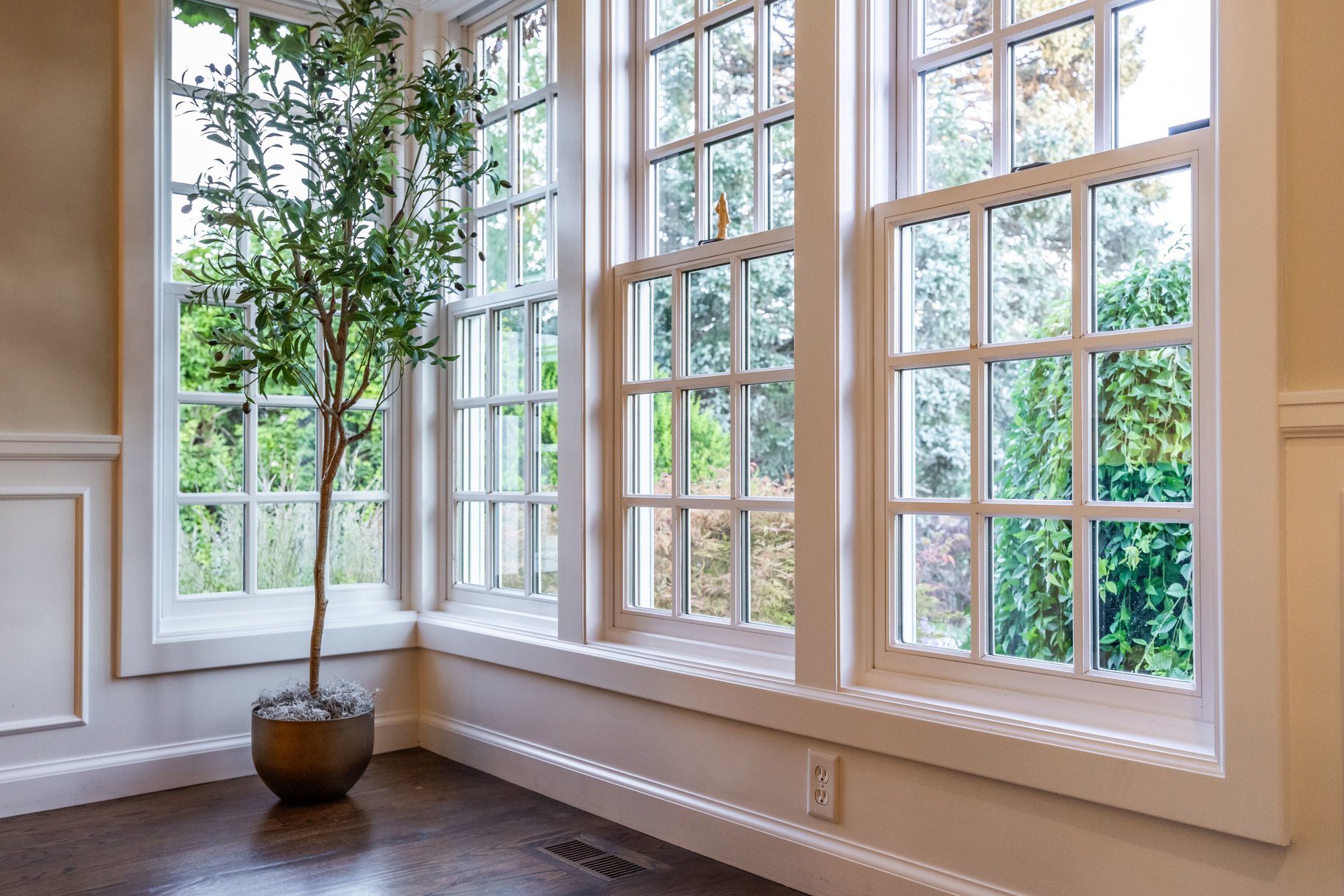  Tastefully Updated Holladay Rambler on .60 acre Manicured Lot - 物件實景