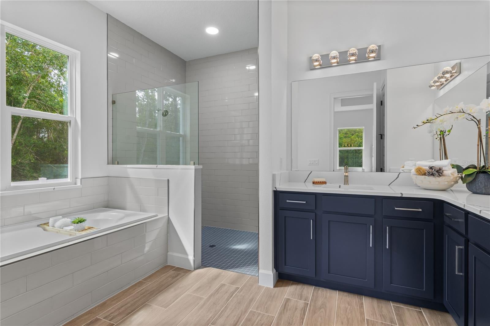 KISSIMMEE, Florida, 34744, United States, 5 Bedrooms Bedrooms, ,4 BathroomsBathrooms,Residential,For Sale,1978818