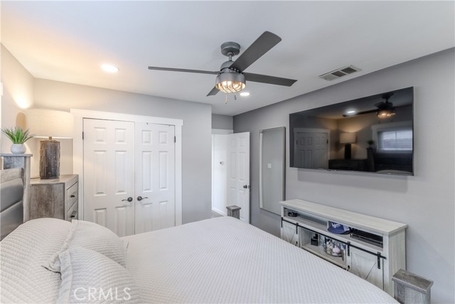 Lakewood, California, 90712, United States, 3 Bedrooms Bedrooms, ,2 BathroomsBathrooms,Residential,For Sale,1915312