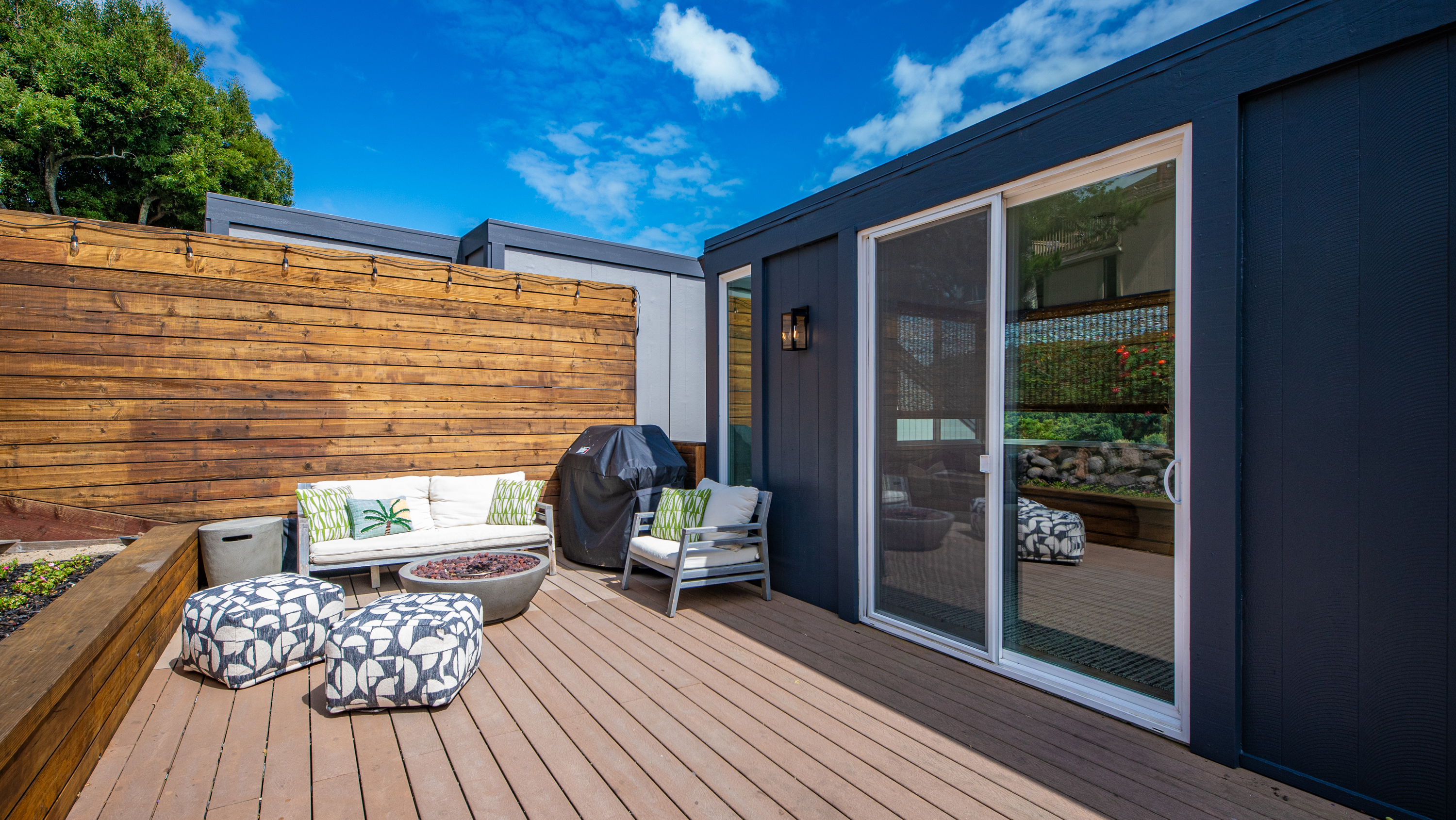  Contempary Hillside Living - 物件實景