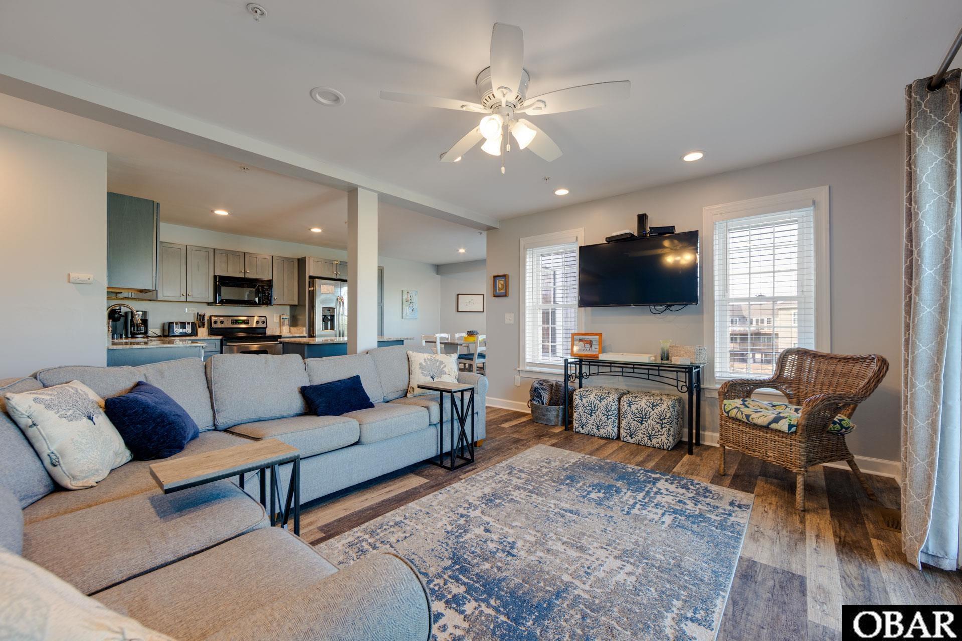 Duck, North Carolina, 27949, United States, 3 Bedrooms Bedrooms, ,2 BathroomsBathrooms,Residential,For Sale,1992061