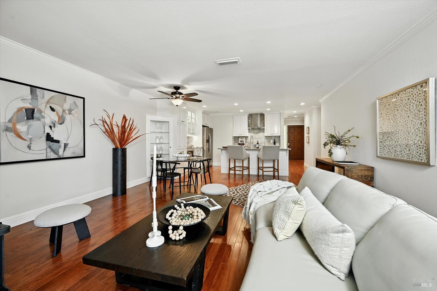 Yountville, California, 94599, United States, 2 Bedrooms Bedrooms, ,2 BathroomsBathrooms,Residential,For Sale,1941662