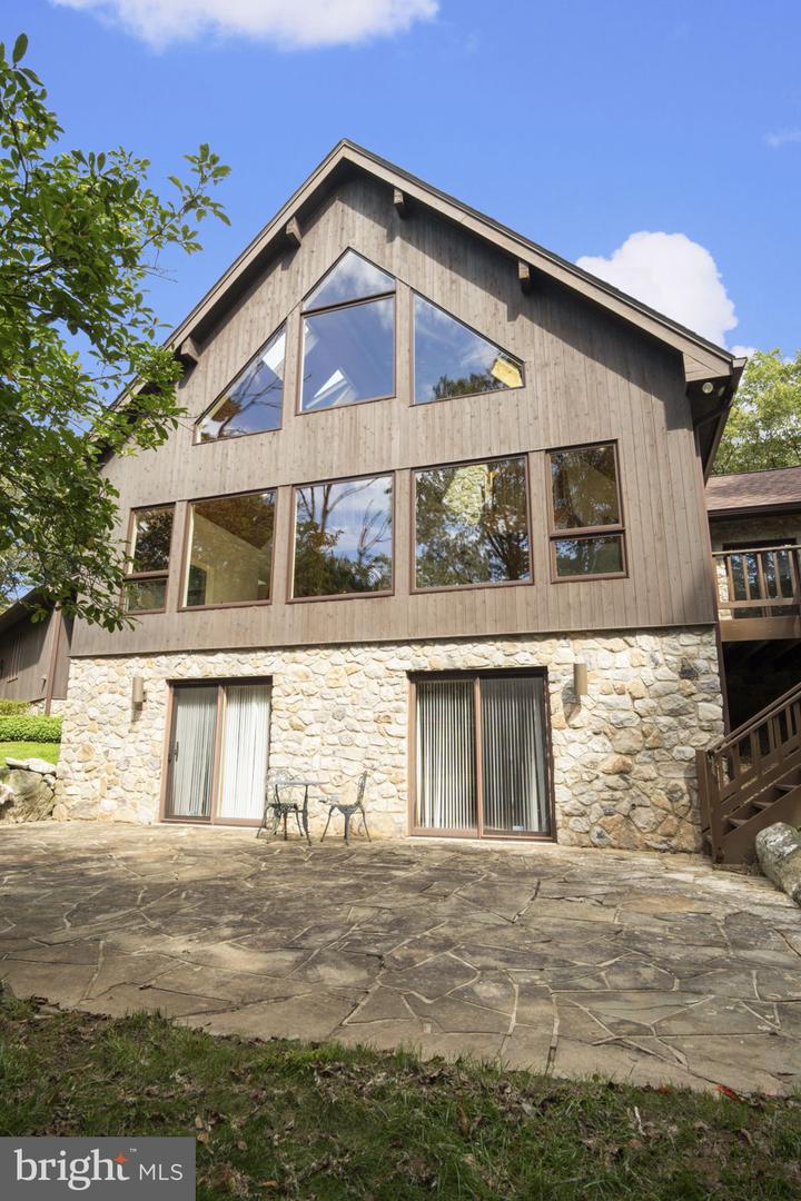 Frederick, Maryland, 21702, United States, 4 Bedrooms Bedrooms, ,3 BathroomsBathrooms,Residential,For Sale,1989312