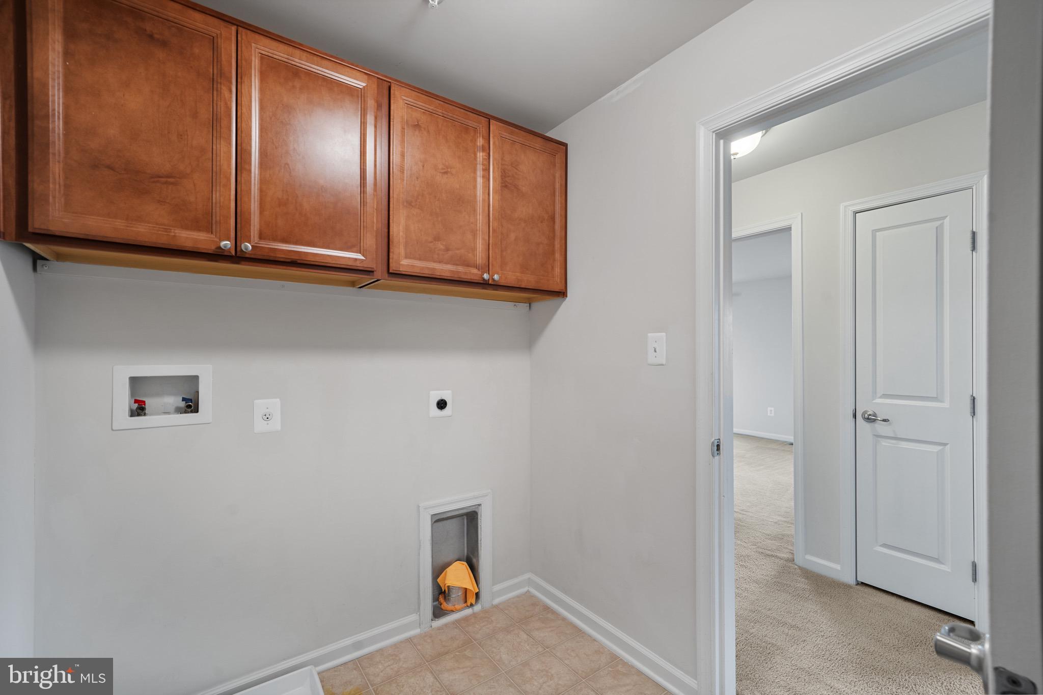 Waldorf, Maryland, 20602, United States, 4 Bedrooms Bedrooms, ,3 BathroomsBathrooms,Residential,For Sale,2001187