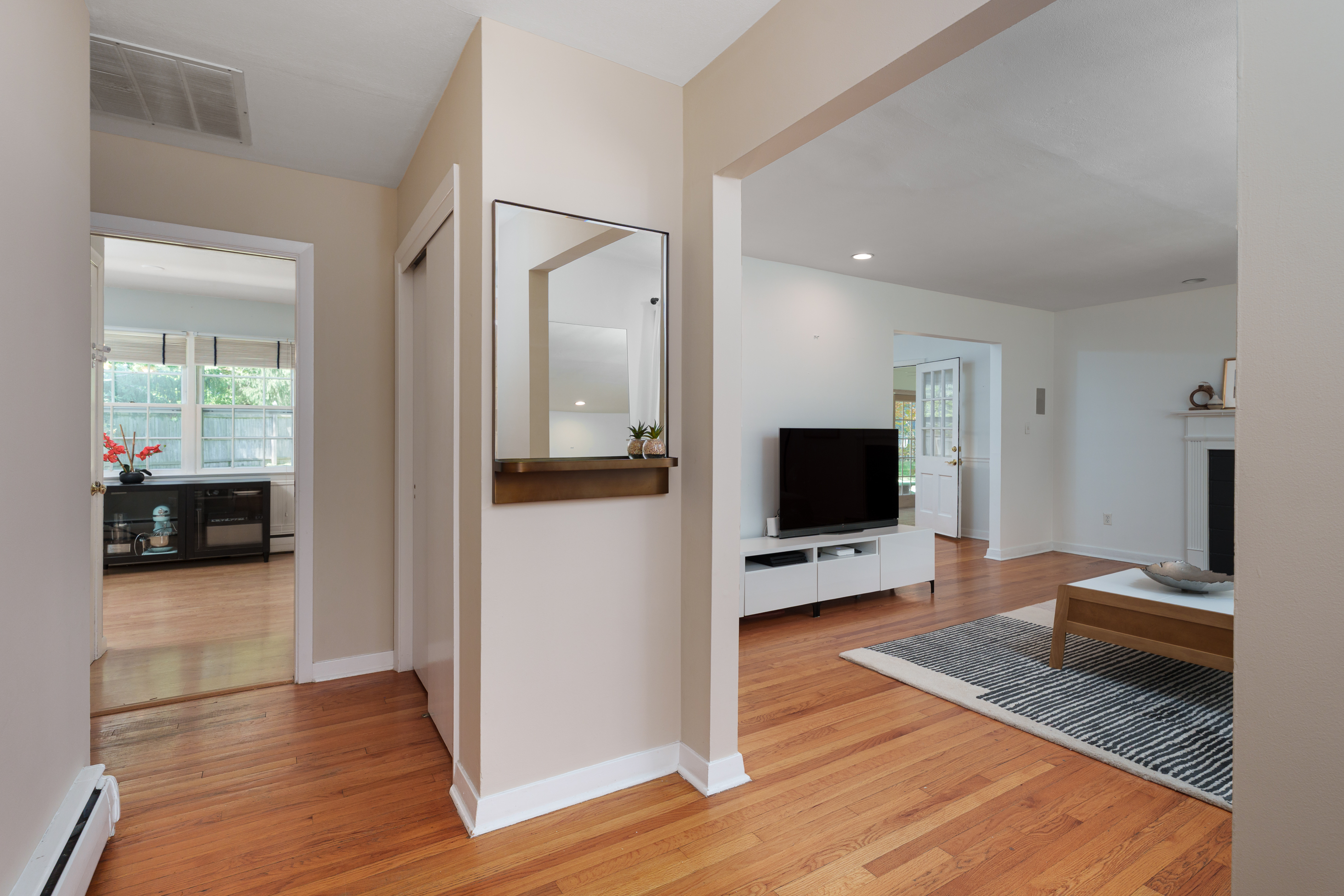  West Windsor 5-Bedroom Home Near Princeton Junction Train Station - 物件實景