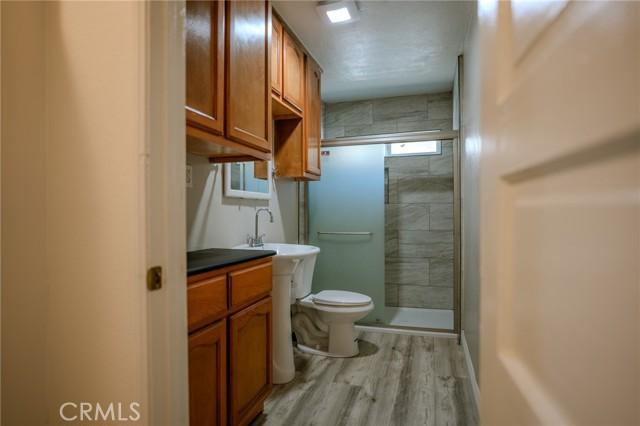 Compton, California, 90222, United States, 2 Bedrooms Bedrooms, ,1 BathroomBathrooms,Residential,For Sale,1981814