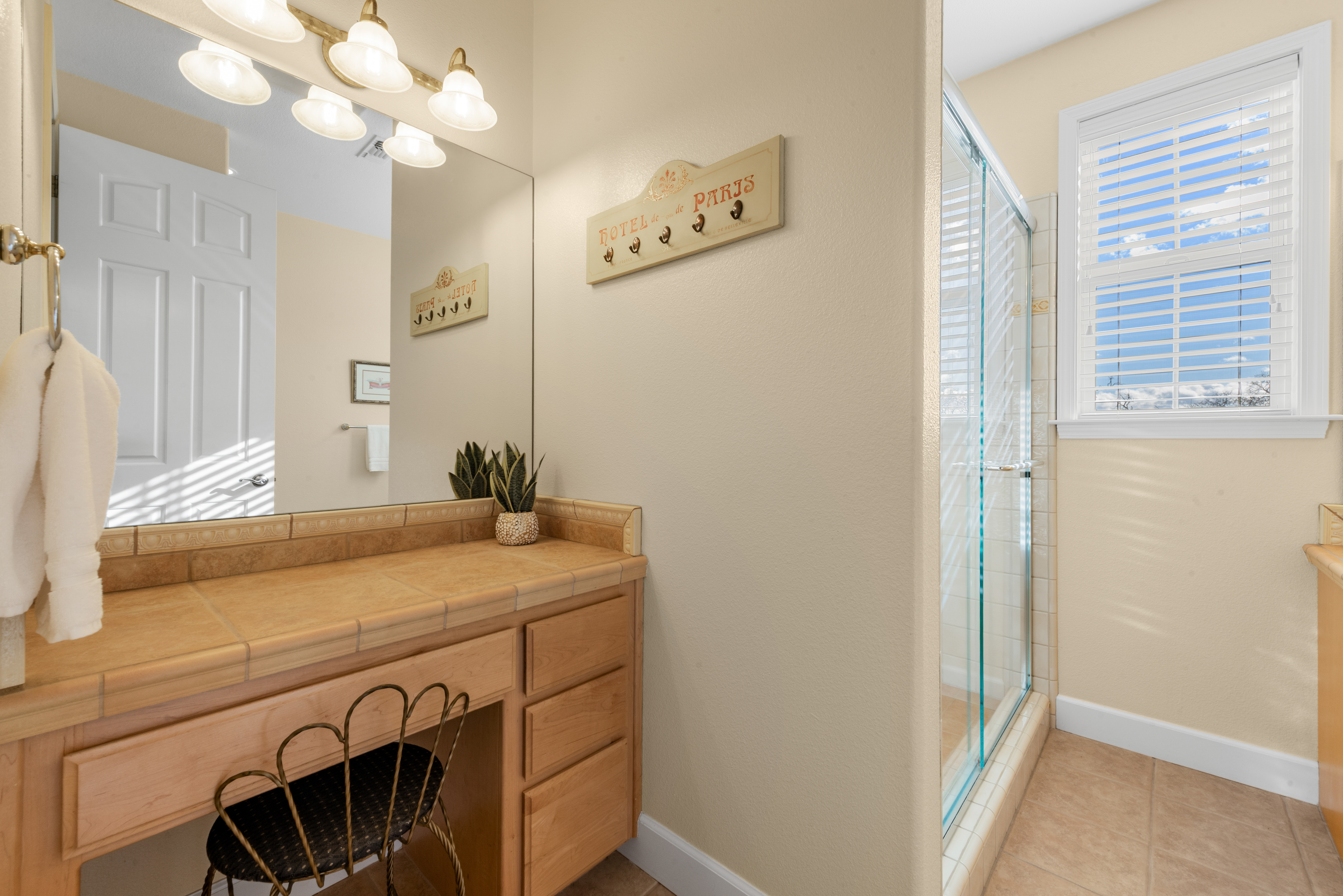  Stunning Home in the Eastridge Gated Subdivision - 物件實景