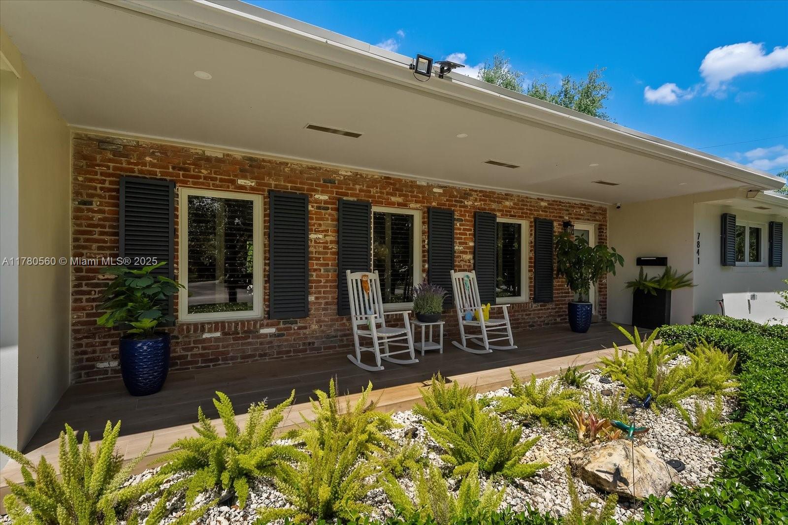 Palmetto Bay, Florida, 33158, United States, 4 Bedrooms Bedrooms, ,3 BathroomsBathrooms,Residential,For Sale,1995550