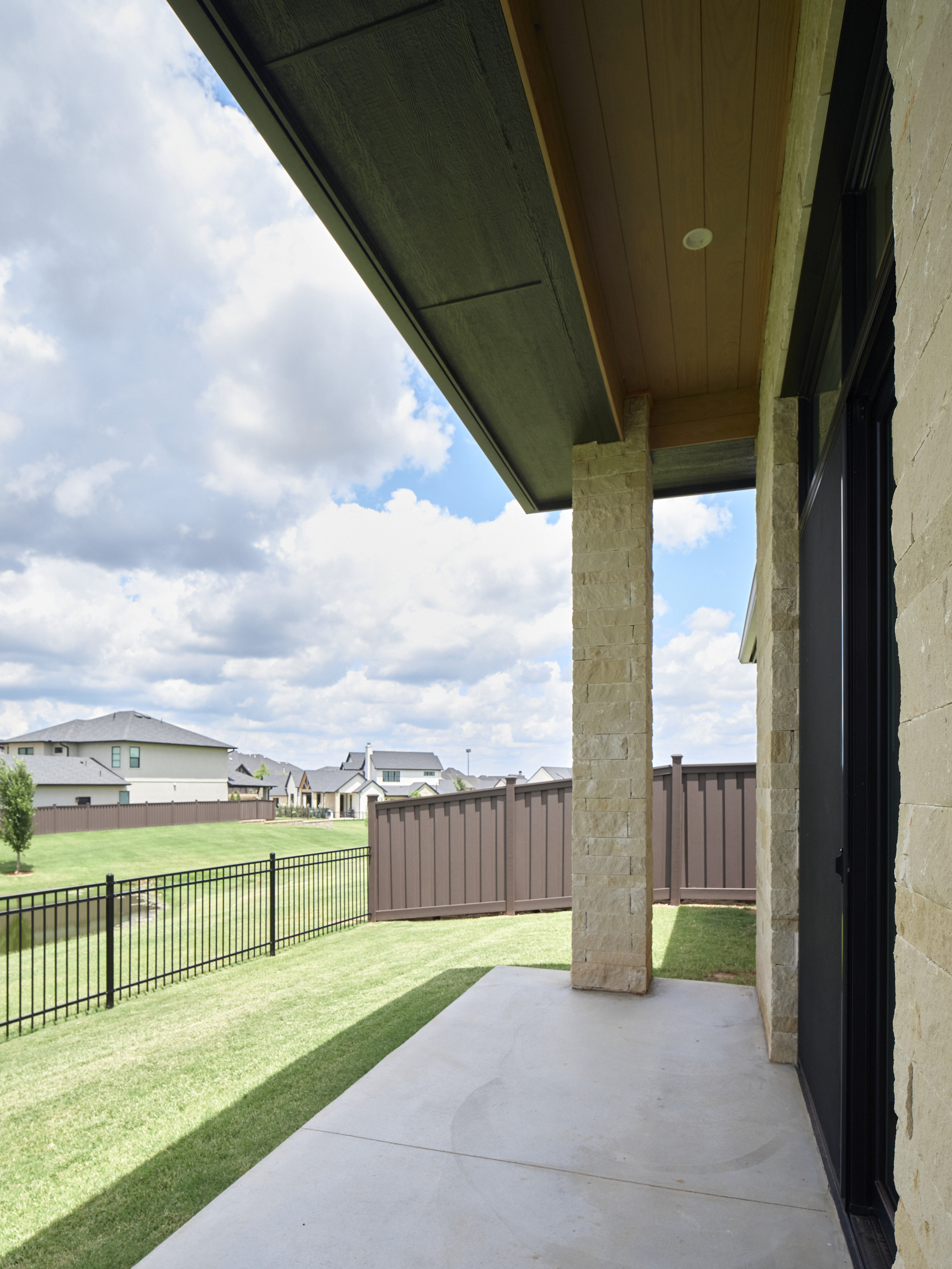  6409 Northwest 148th Street, Oklahoma City, OK 73142 - 物件實景