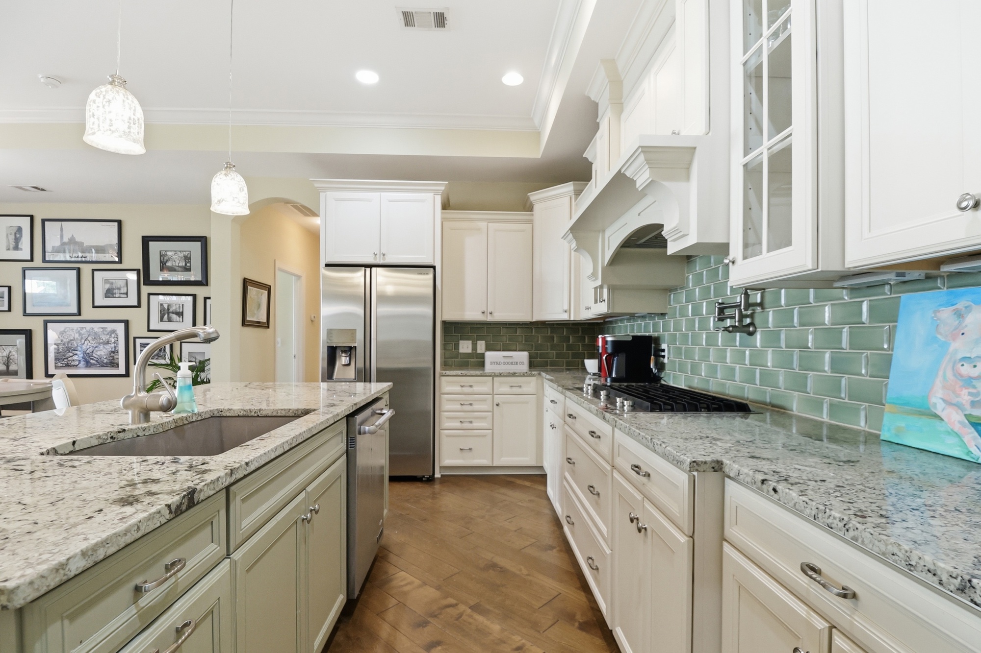  Beautiful Blend of Comfort, Elegance and Low-Maintenance Living - 物件實景
