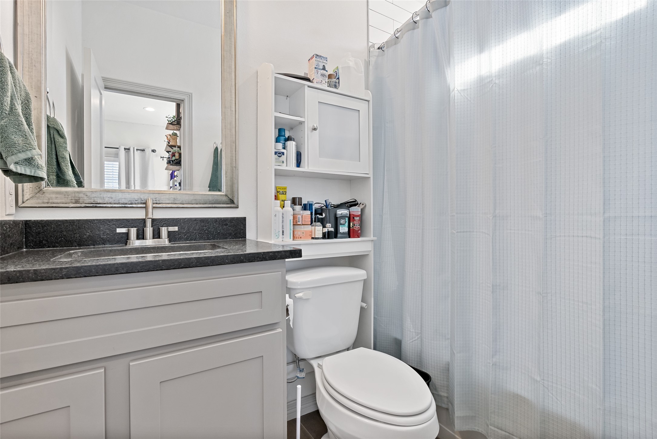 College Station, Texas, 77840, United States, 6 Bedrooms Bedrooms, ,7 BathroomsBathrooms,Residential,For Sale,1989184