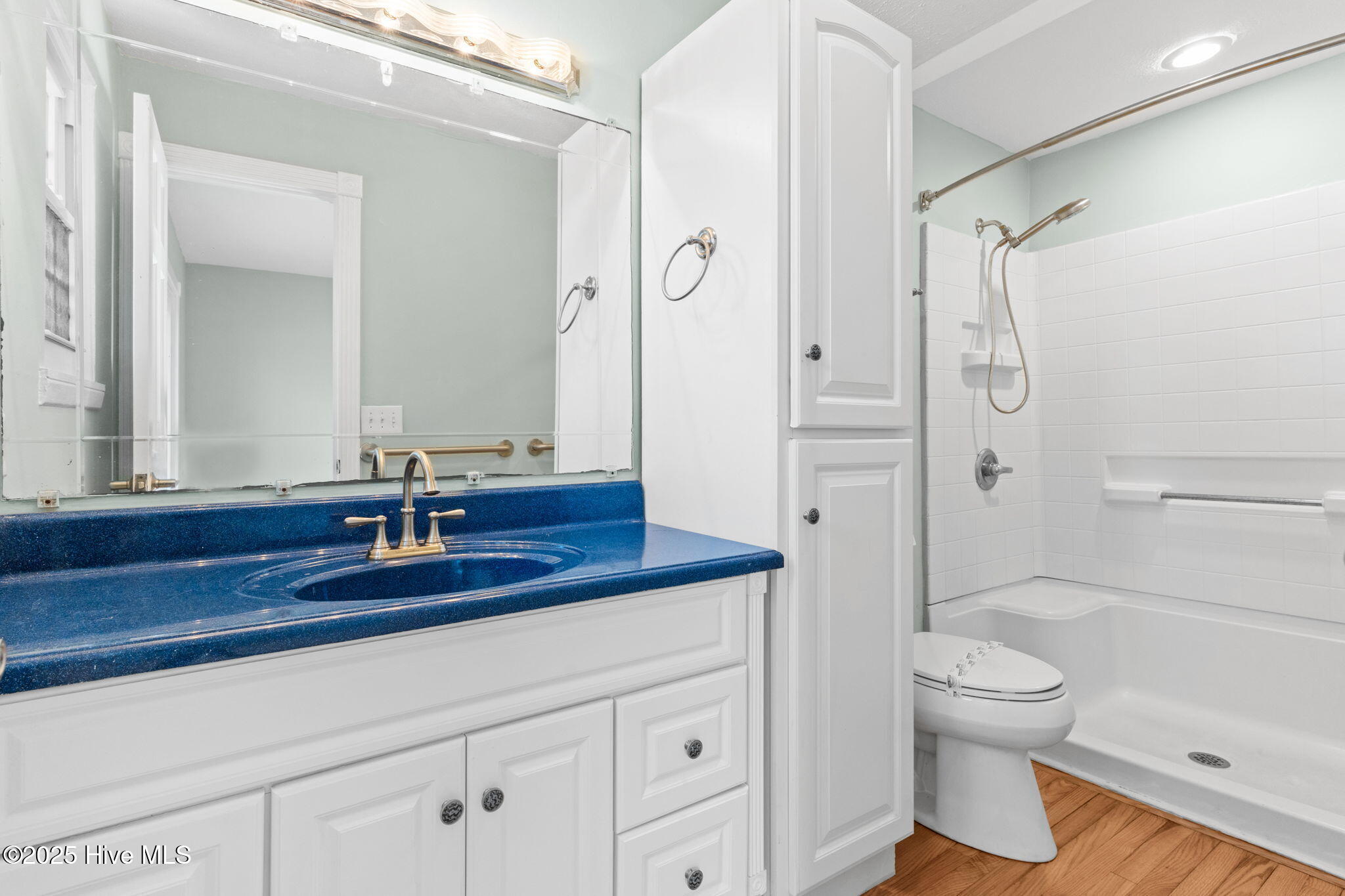 Southport, North Carolina, 28461, United States, 3 Bedrooms Bedrooms, ,2 BathroomsBathrooms,Residential,For Sale,1999197