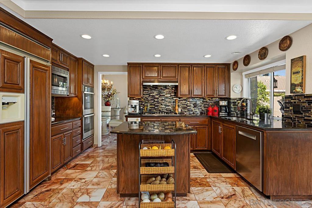 Oceanside, California, 92056, United States, 4 Bedrooms Bedrooms, ,3 BathroomsBathrooms,Residential,For Sale,1908038