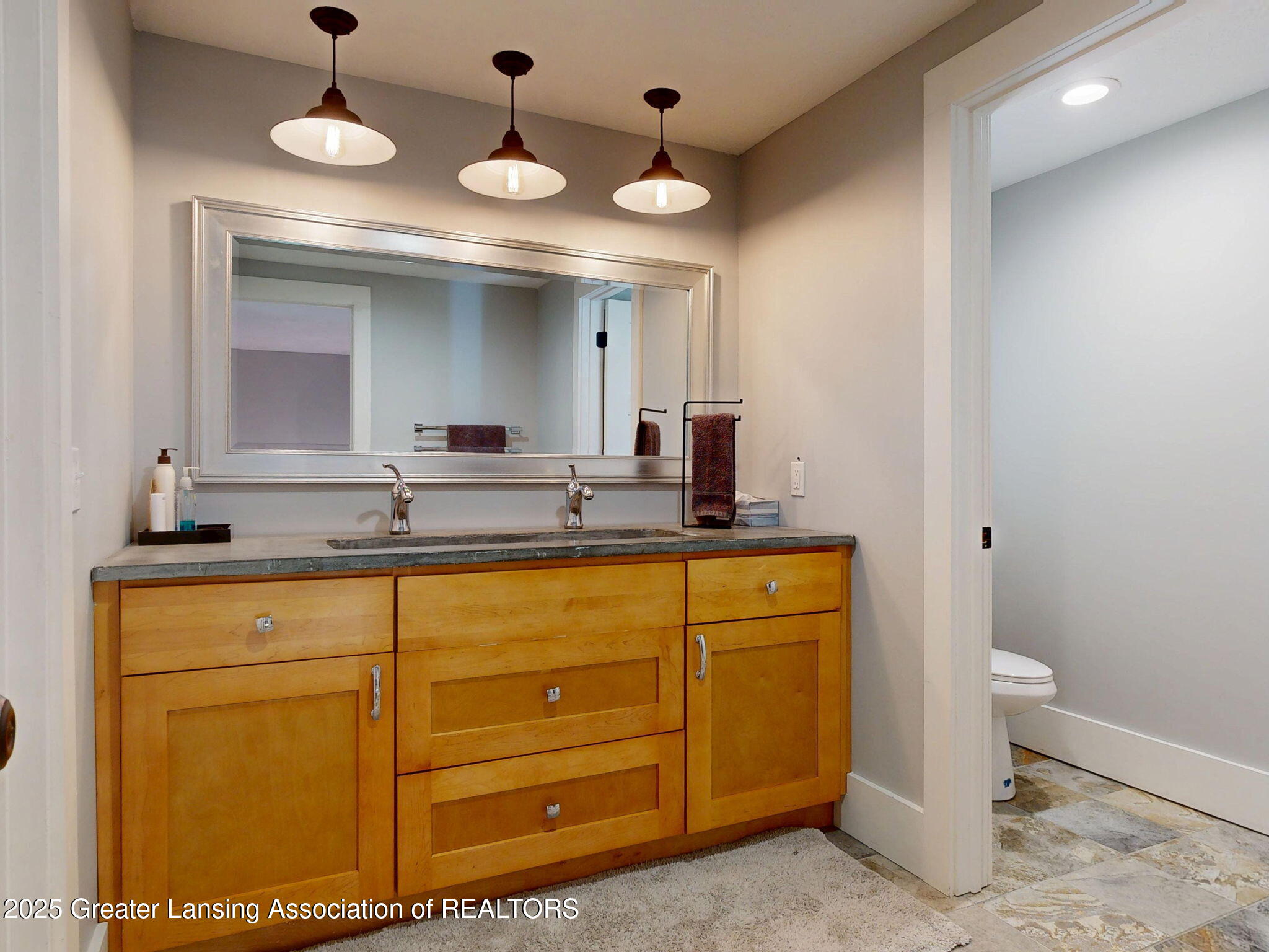 Okemos, Michigan, 48864, United States, 5 Bedrooms Bedrooms, ,4 BathroomsBathrooms,Residential,For Sale,1975829