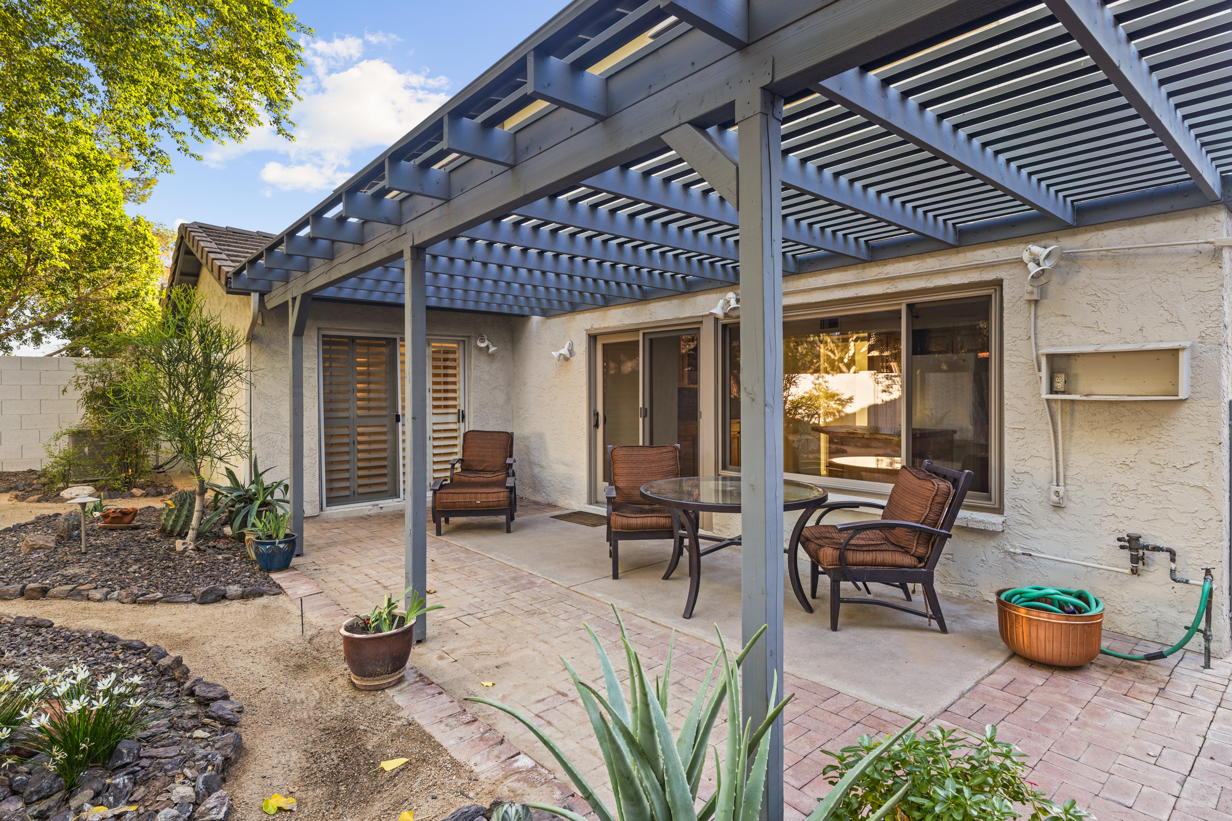 Tempe, Arizona, 85283, United States, 4 Bedrooms Bedrooms, ,3 BathroomsBathrooms,Residential,For Sale,1985738