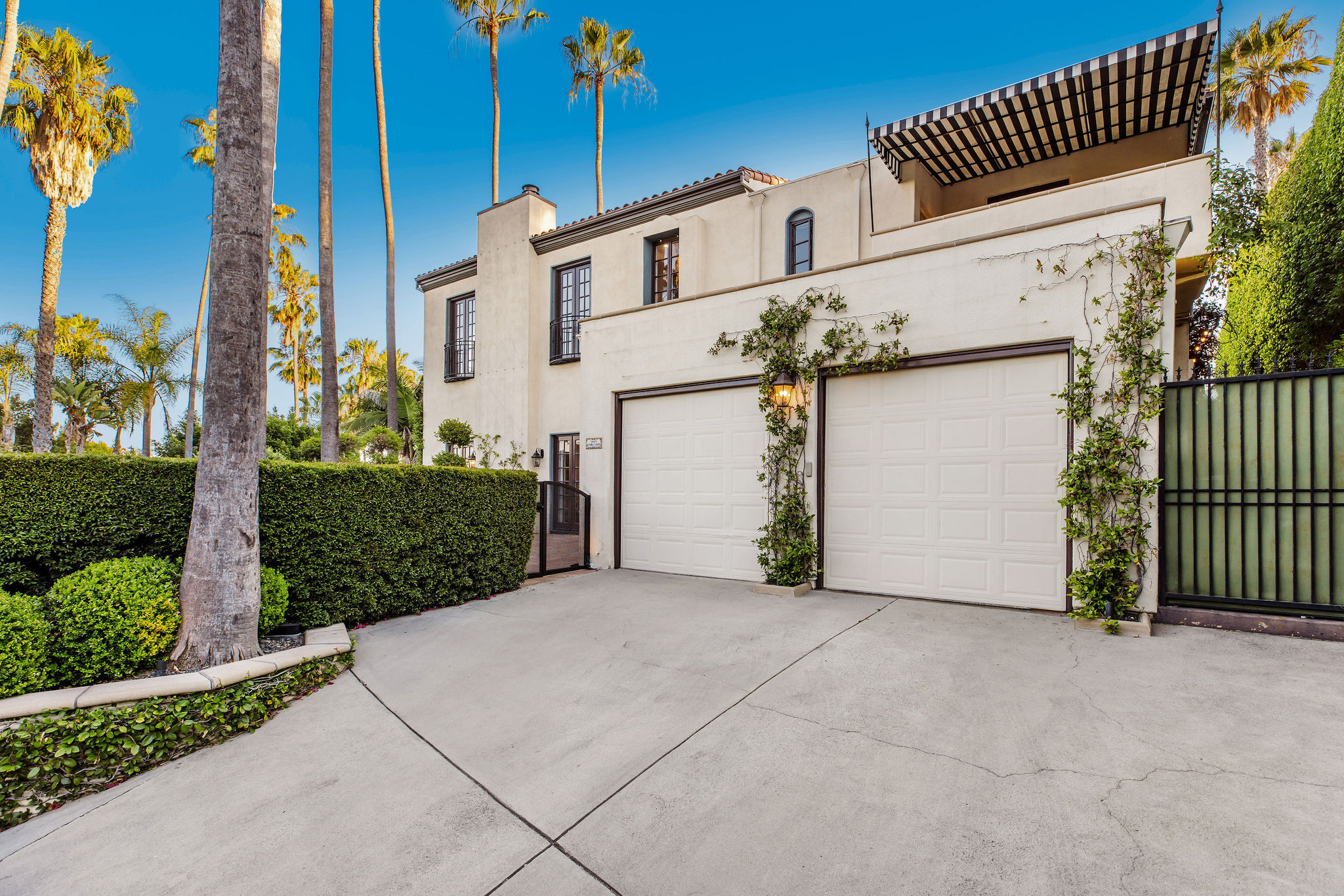  Romantic Spanish Retreat in Whitley Heights - 物件實景