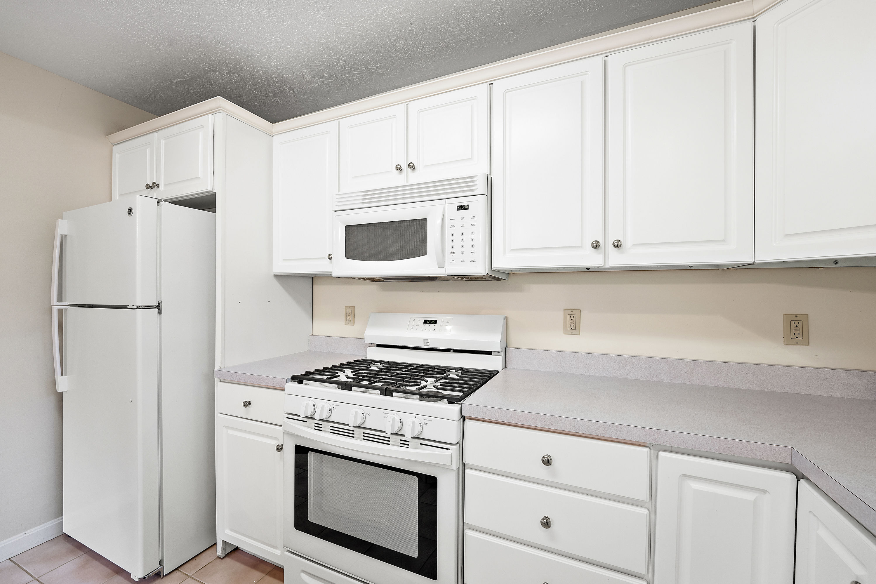  1006-1008 Middletown Road, Pittsburgh, PA 15205 - 物件實景