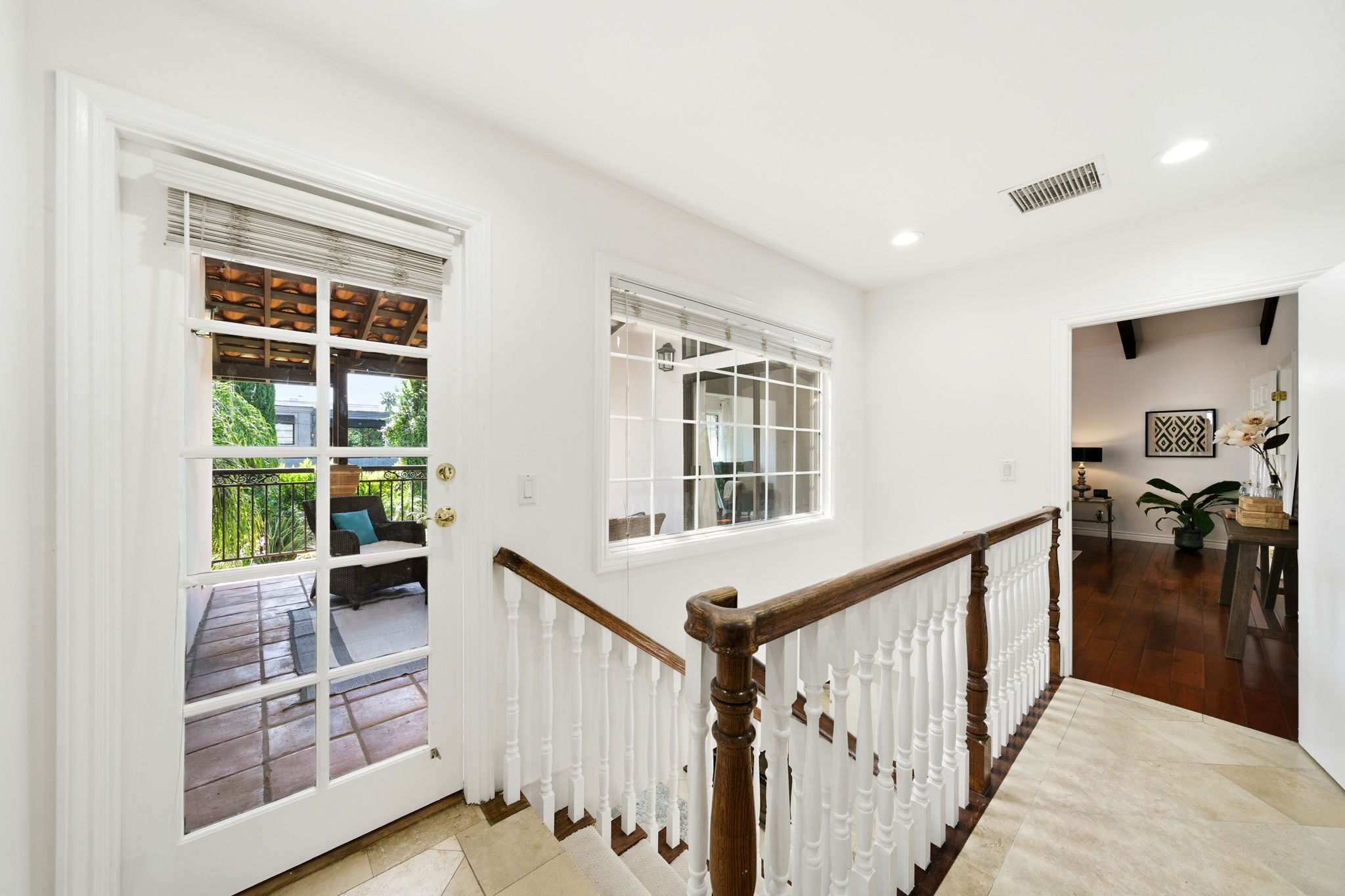  4115 Laurelgrove Ave - 物件實景