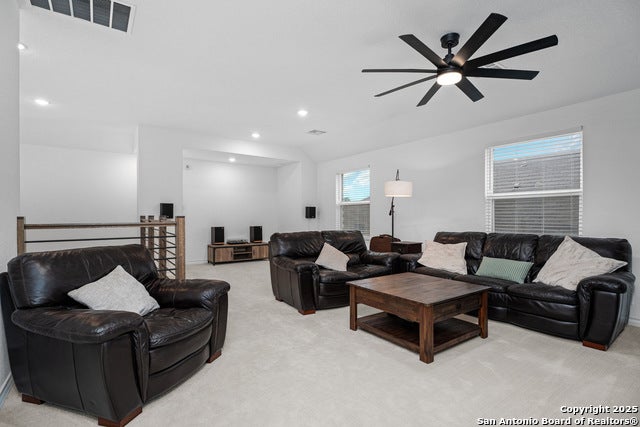 San Antonio, Texas, 78254, United States, 5 Bedrooms Bedrooms, ,3 BathroomsBathrooms,Residential,For Sale,1935697