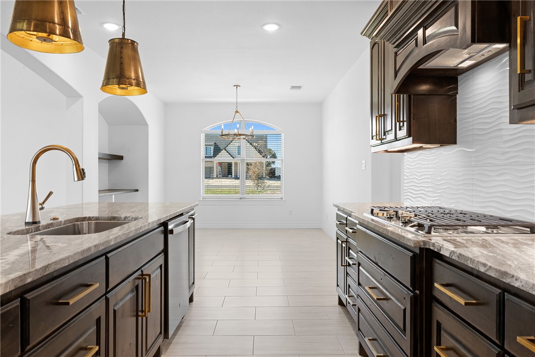 Bryan, Texas, 77808, United States, 3 Bedrooms Bedrooms, ,3 BathroomsBathrooms,Residential,For Sale,1984119