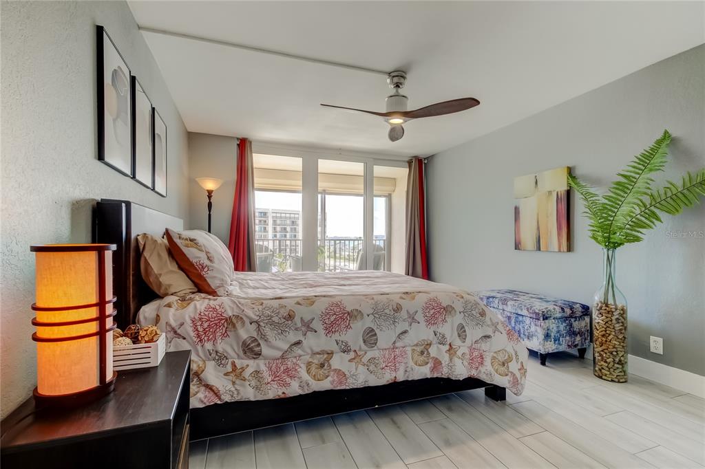 Clearwater Beach, Florida, 33767, United States, 2 Bedrooms Bedrooms, ,2 BathroomsBathrooms,Residential,For Sale,1849008