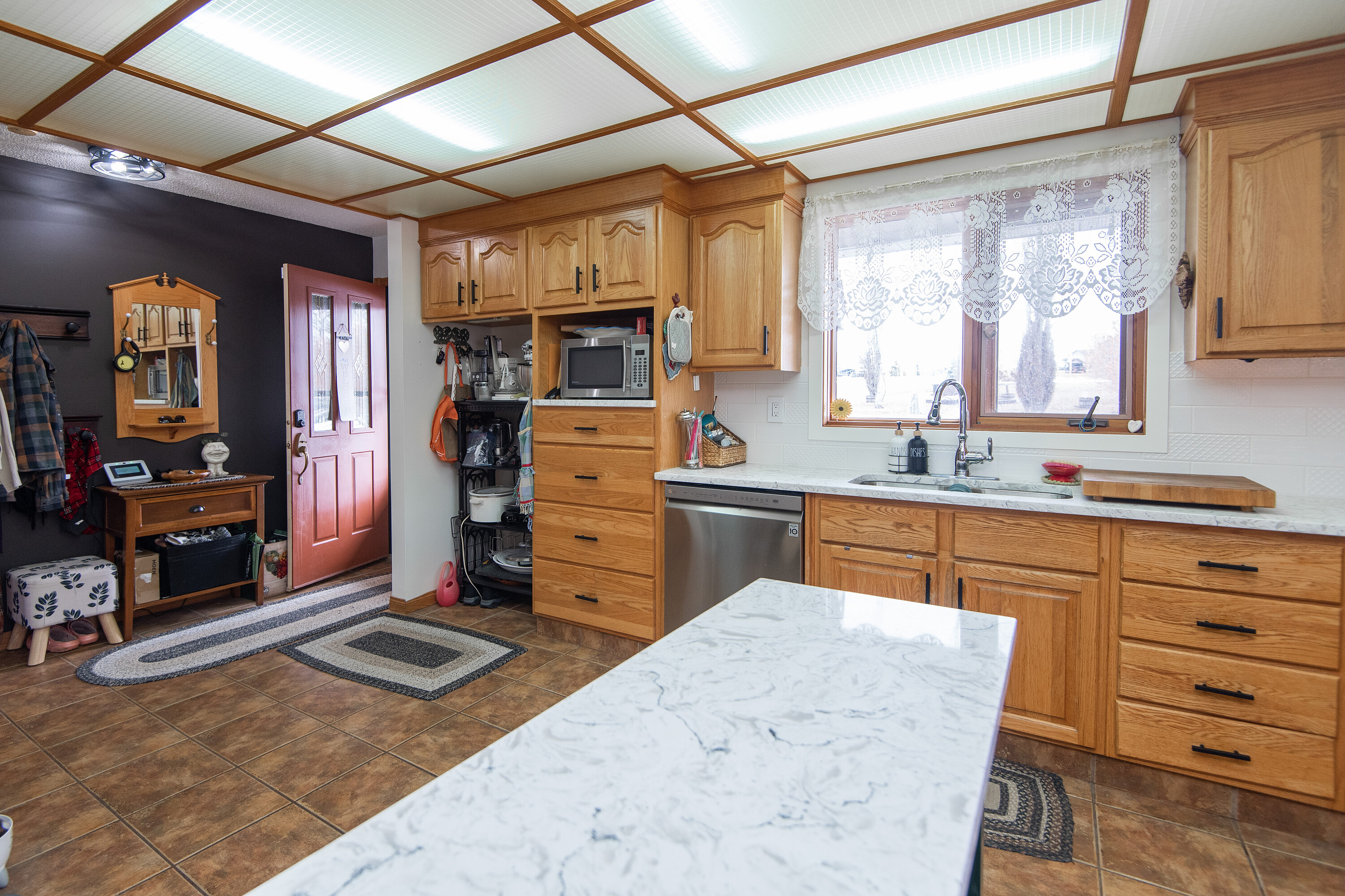  Rural Lacombe County, North - 物件實景