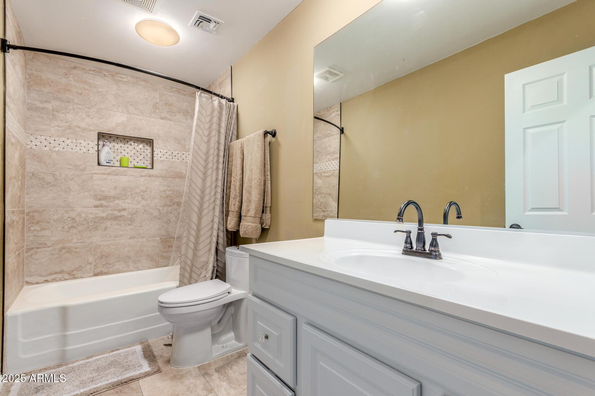 Phoenix, Arizona, 85008, United States, 4 Bedrooms Bedrooms, ,2 BathroomsBathrooms,Residential,For Sale,1999227