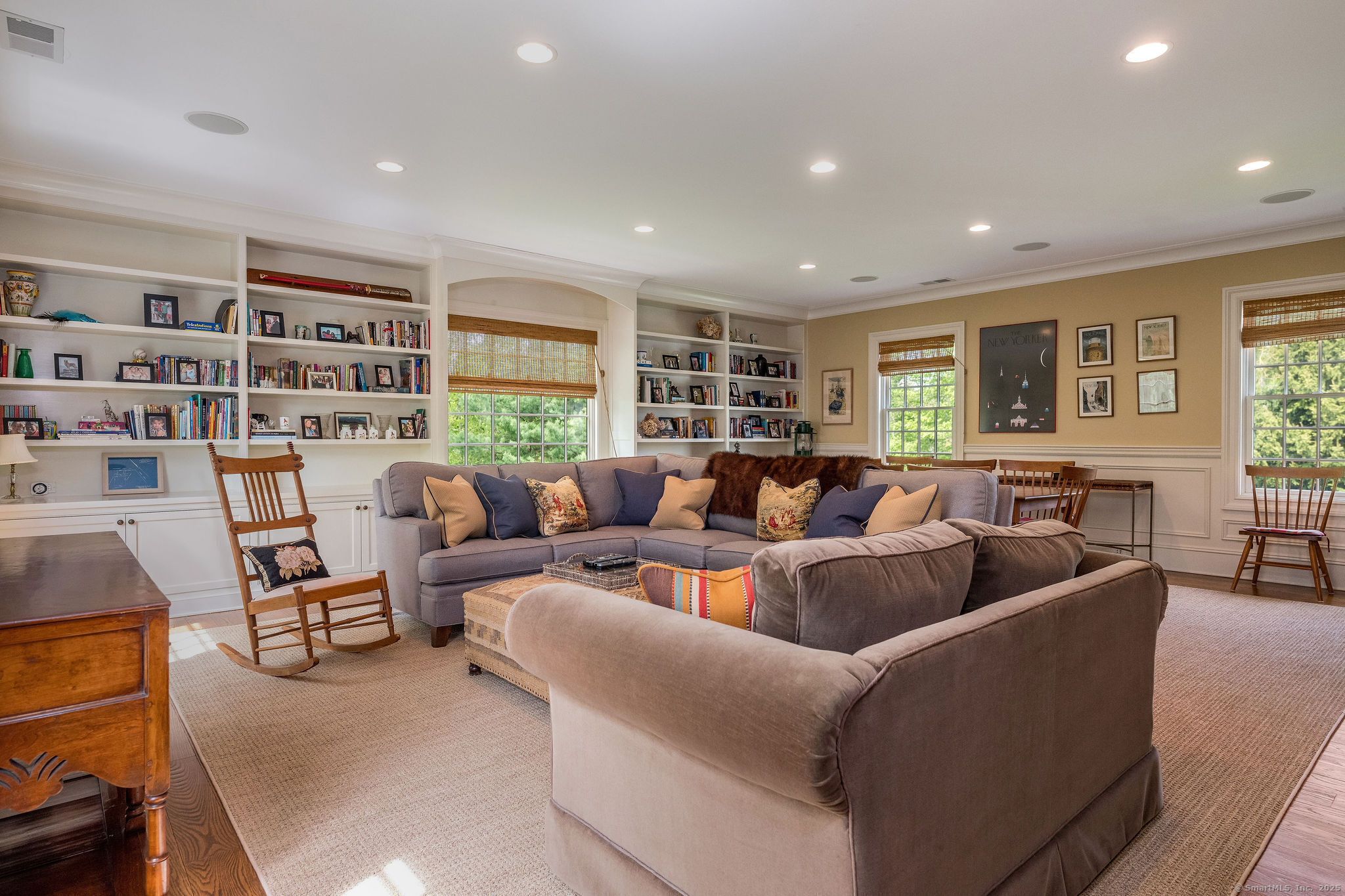 Madison, Connecticut, 06443, United States, 6 Bedrooms Bedrooms, ,5 BathroomsBathrooms,Residential,For Sale,1804612