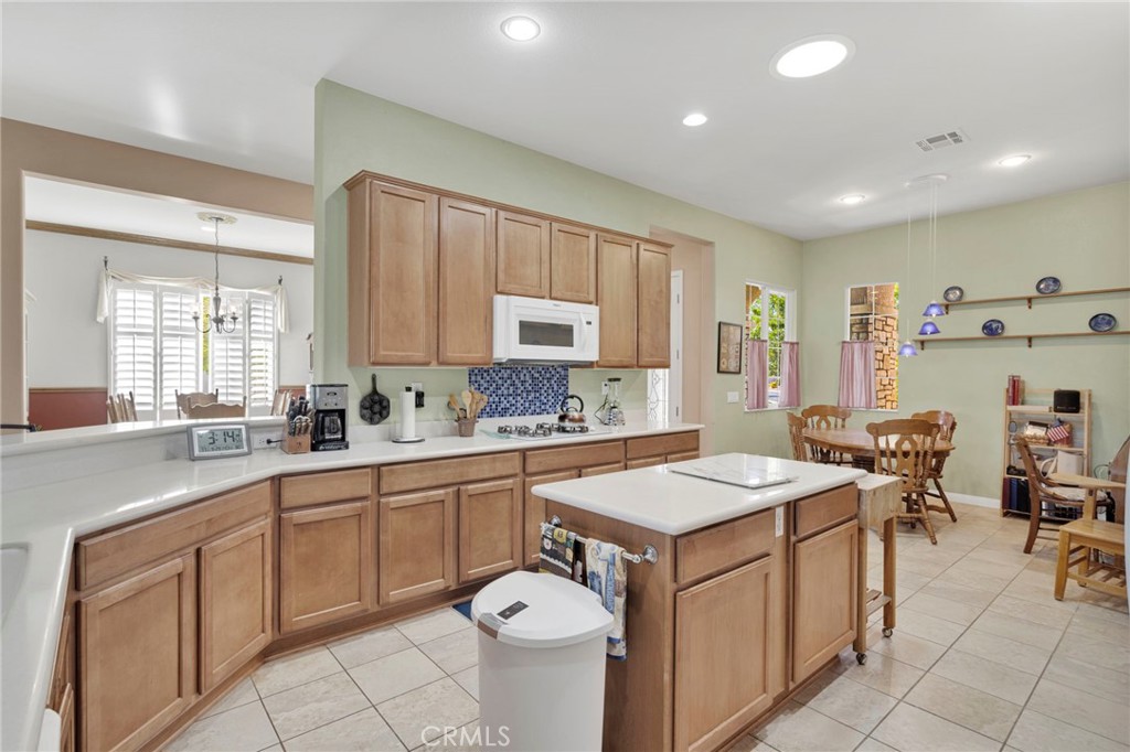 Apple Valley, California, 92308, United States, 2 Bedrooms Bedrooms, ,3 BathroomsBathrooms,Residential,For Sale,1958673