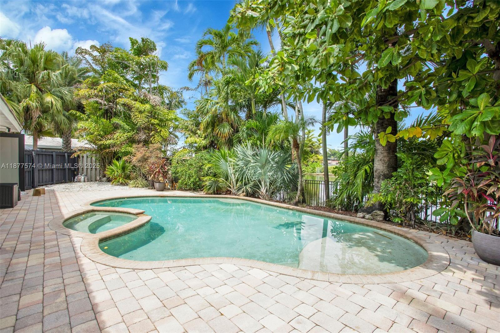 Wilton Manors, Florida, 33334, United States, 3 Bedrooms Bedrooms, ,3 BathroomsBathrooms,Residential,For Sale,1947052