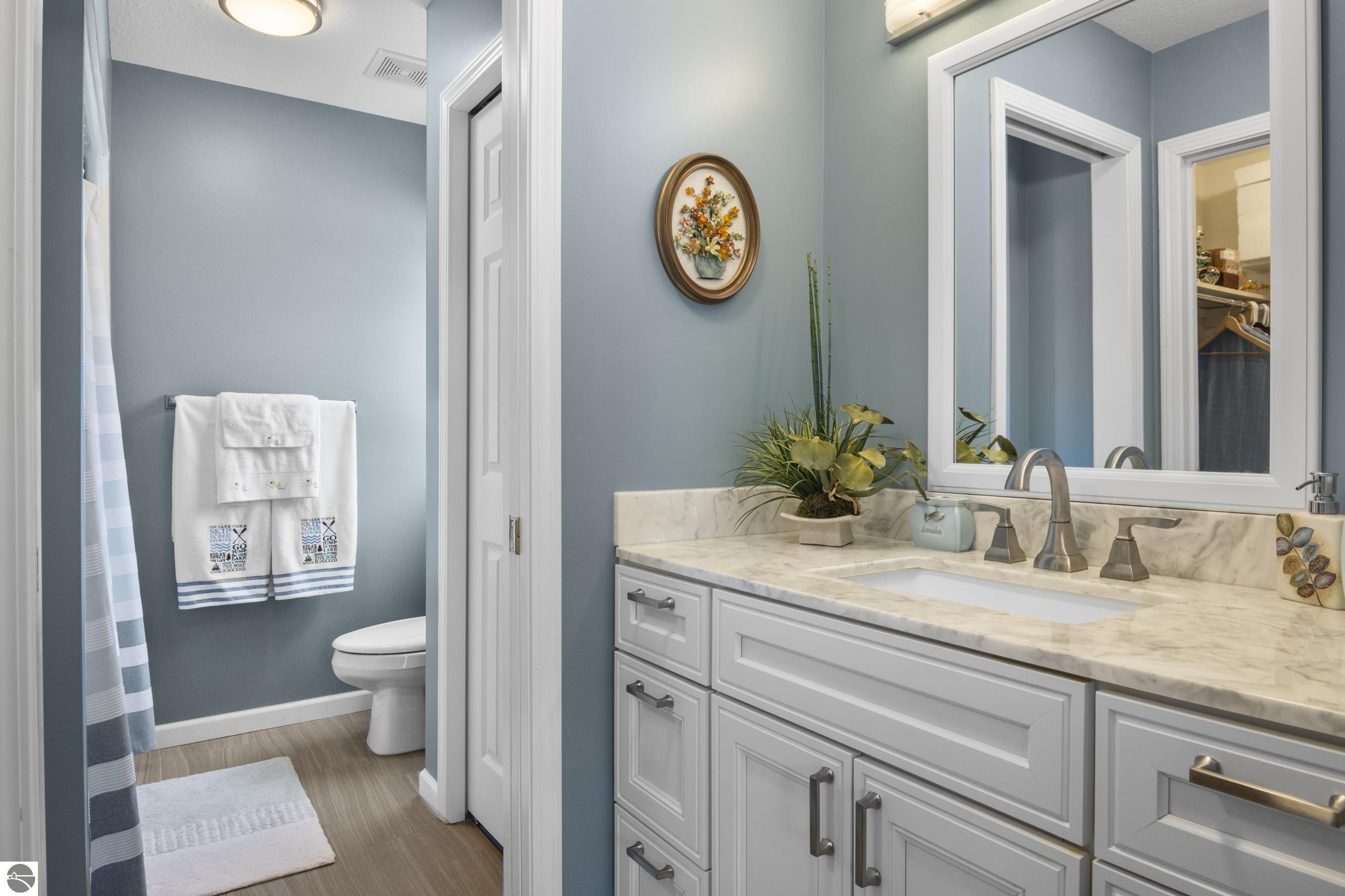 Boyne City, Michigan, 49712, United States, 3 Bedrooms Bedrooms, ,3 BathroomsBathrooms,Residential,For Sale,2034375