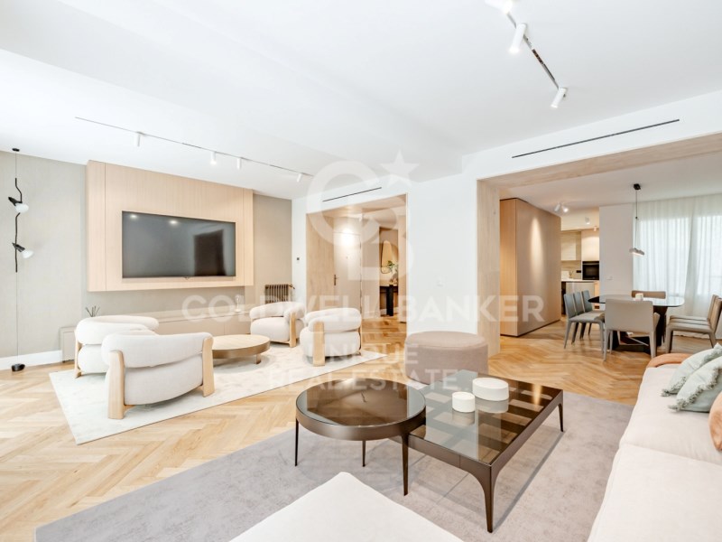 Madrid, Comunidad de Madrid, ES, 4 Bedrooms Bedrooms, ,3 BathroomsBathrooms,Residential,For Sale,1947076
