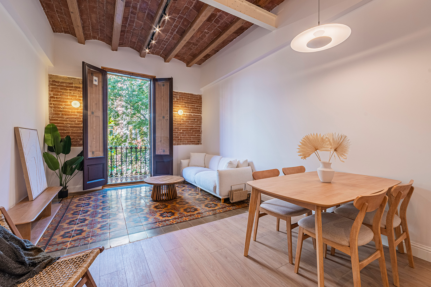  Beautifully renovated apartment in Eixample, next to Gracia - 物件實景