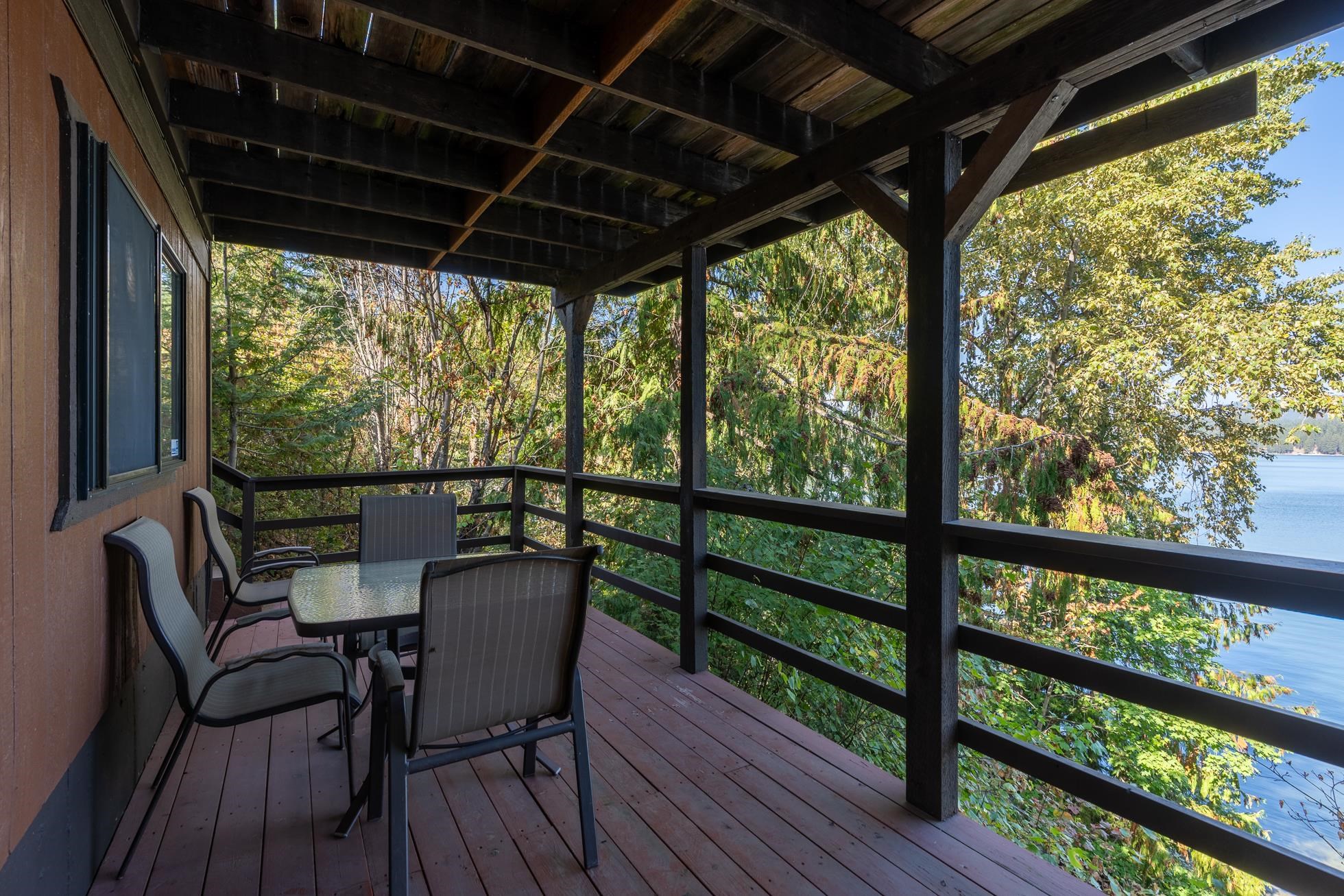 Newman Lake, Washington, 99025, United States, 3 Bedrooms Bedrooms, ,1 BathroomBathrooms,Residential,For Sale,1979183