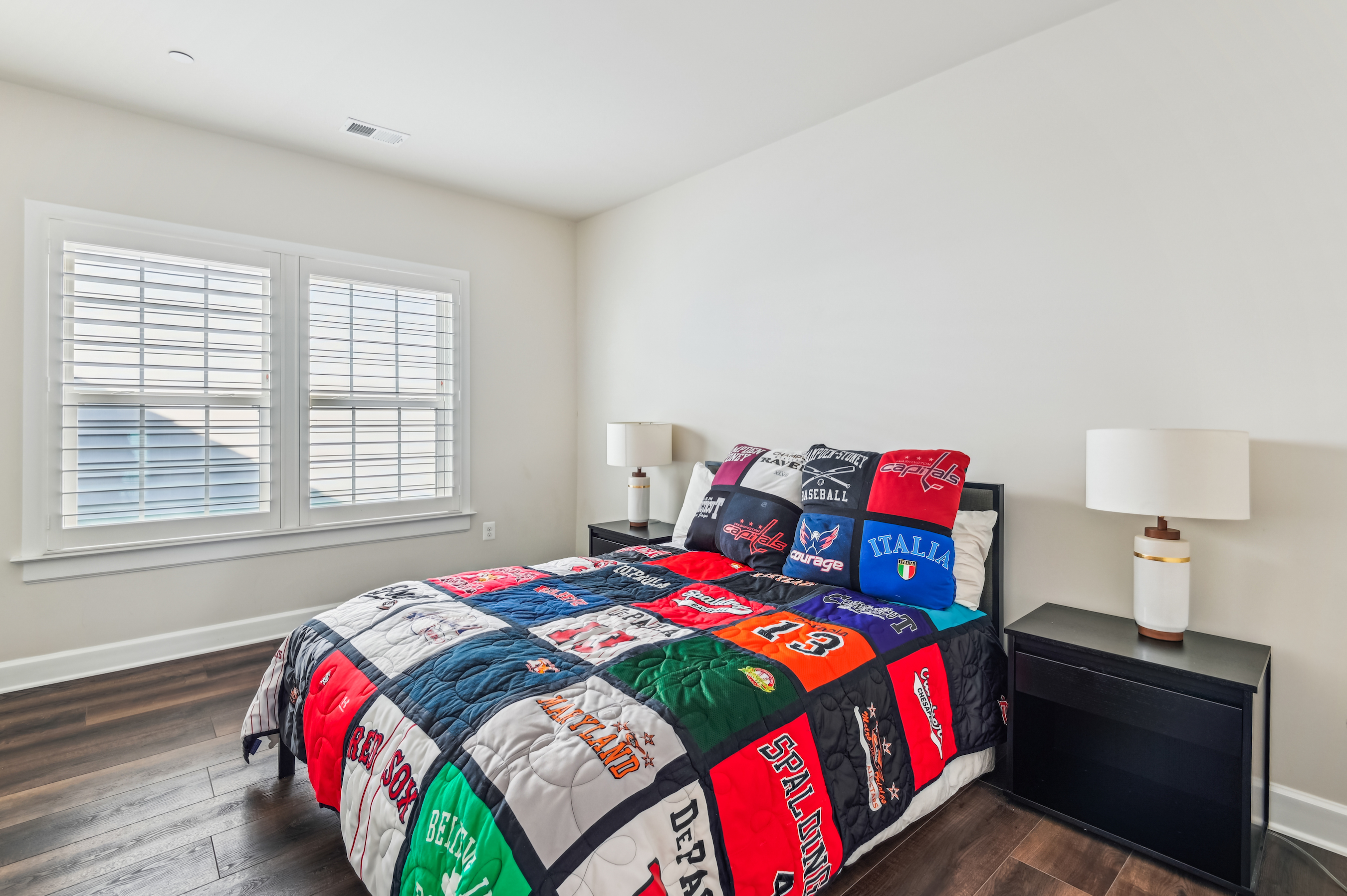  TWO RIVERS - 物件實景