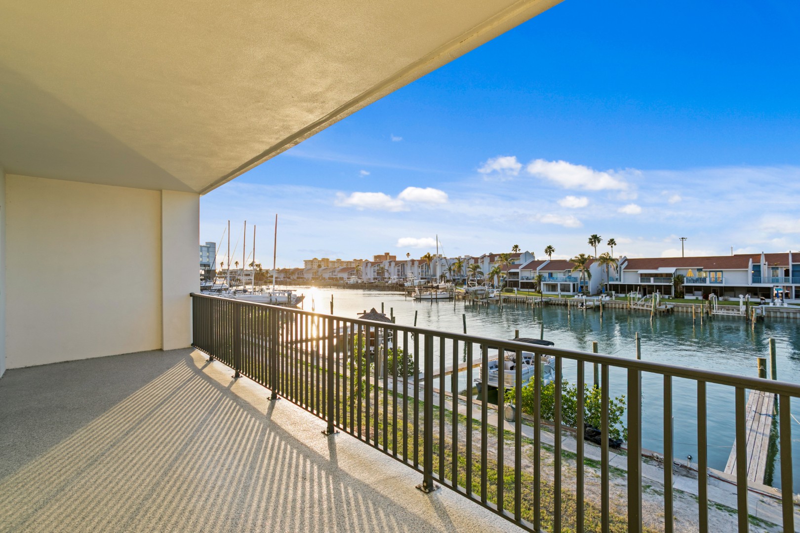 400 150th Ave # 304, Madeira Beach, Florida, 33708, United States, 3 Bedrooms Bedrooms, ,3 BathroomsBathrooms,Residential,For Sale,400 150th Ave # 304,1407196