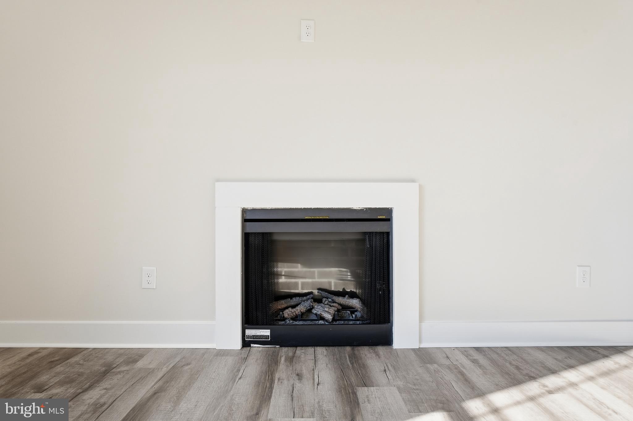 Richardsville, Virginia, 22736, United States, 4 Bedrooms Bedrooms, ,3 BathroomsBathrooms,Residential,For Sale,2005626