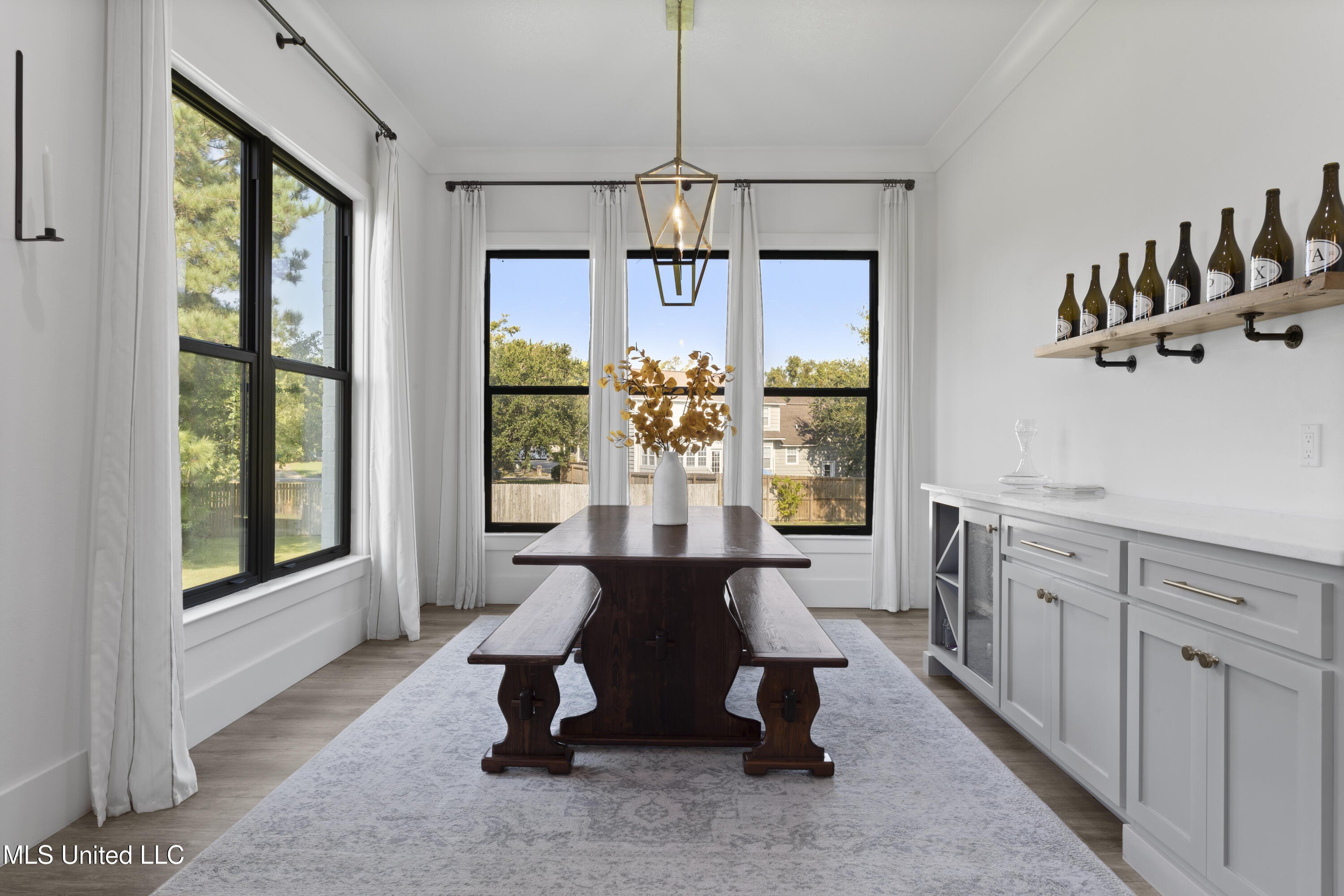 Biloxi, Mississippi, 39531, United States, 4 Bedrooms Bedrooms, ,4 BathroomsBathrooms,Residential,For Sale,1978703