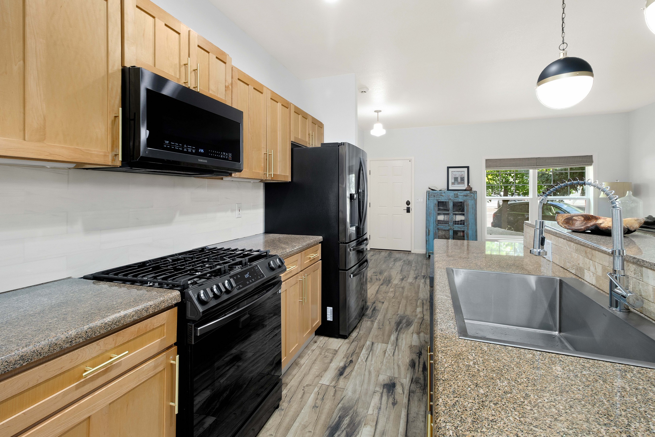  Beautifully Updated & Move-In Ready Cardiff Glen Home - 物件實景