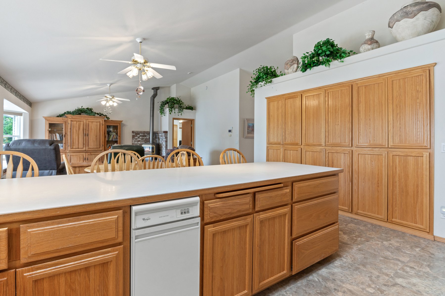 Sandpoint, Idaho, 83864, United States, 4 Bedrooms Bedrooms, ,4 BathroomsBathrooms,Residential,For Sale,1834691