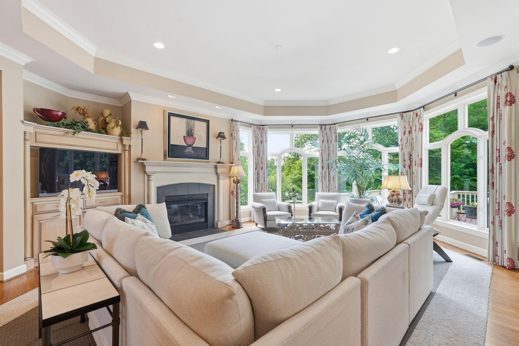  7818 Crownhurst Court, Mclean, VA, 22102 - 物件實景