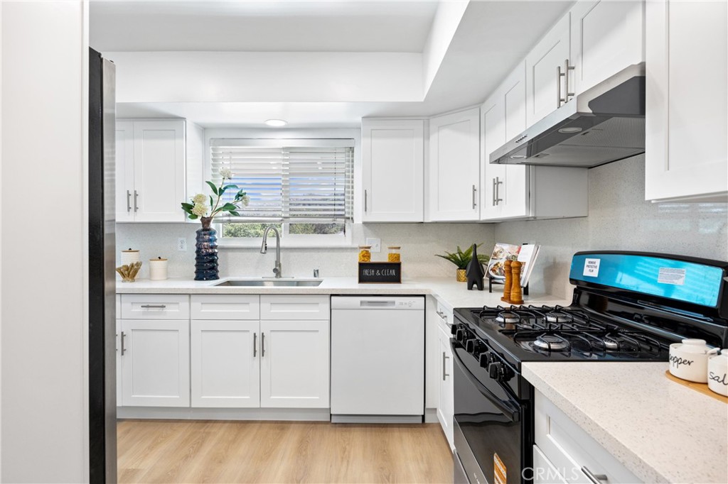 Hacienda Heights, California, 91745, United States, 3 Bedrooms Bedrooms, ,Residential,For Sale,1973886