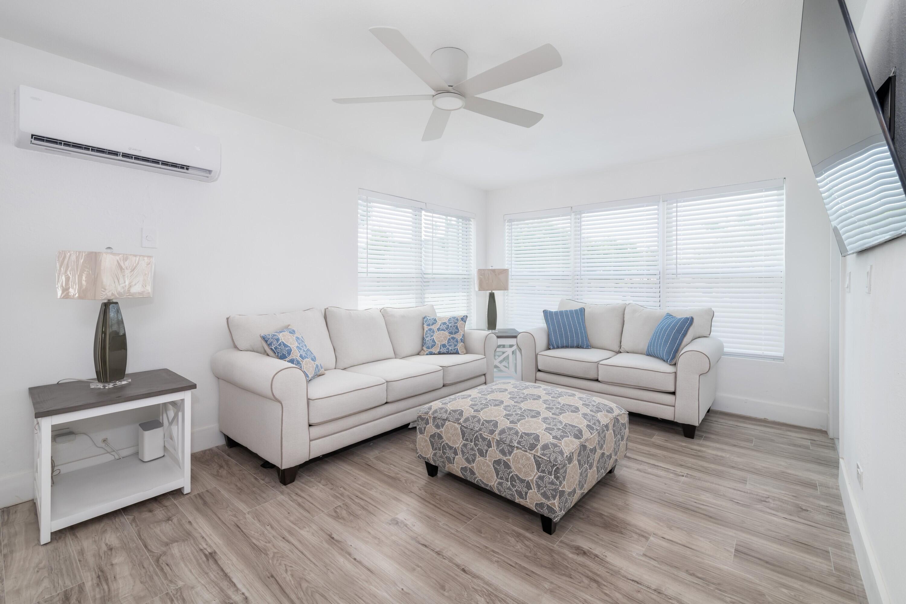 MARATHON, Florida, 33050, United States, 2 Bedrooms Bedrooms, ,2 BathroomsBathrooms,Residential,For Sale,1793484
