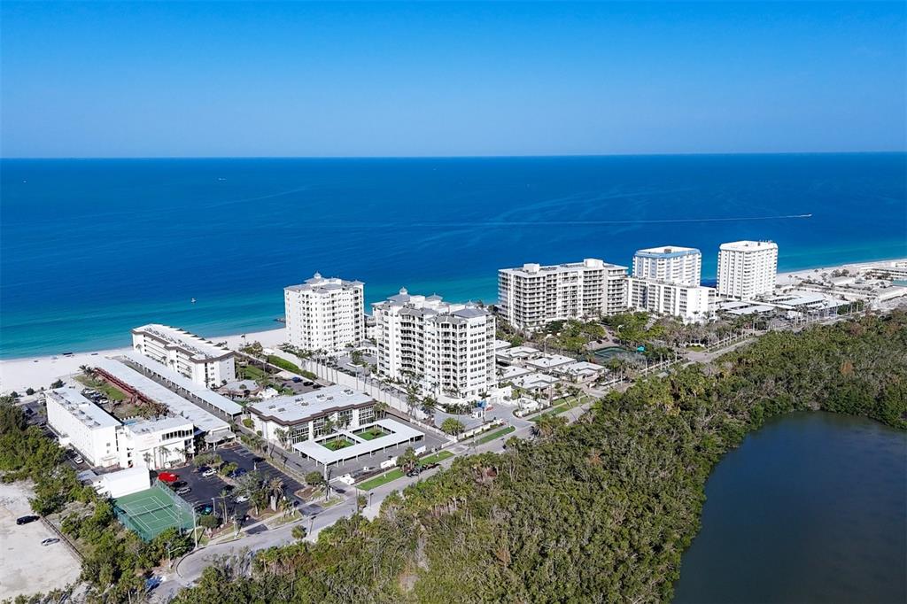 Sarasota, Florida, 34236, United States, 2 Bedrooms Bedrooms, ,2 BathroomsBathrooms,Residential,For Sale,1896445