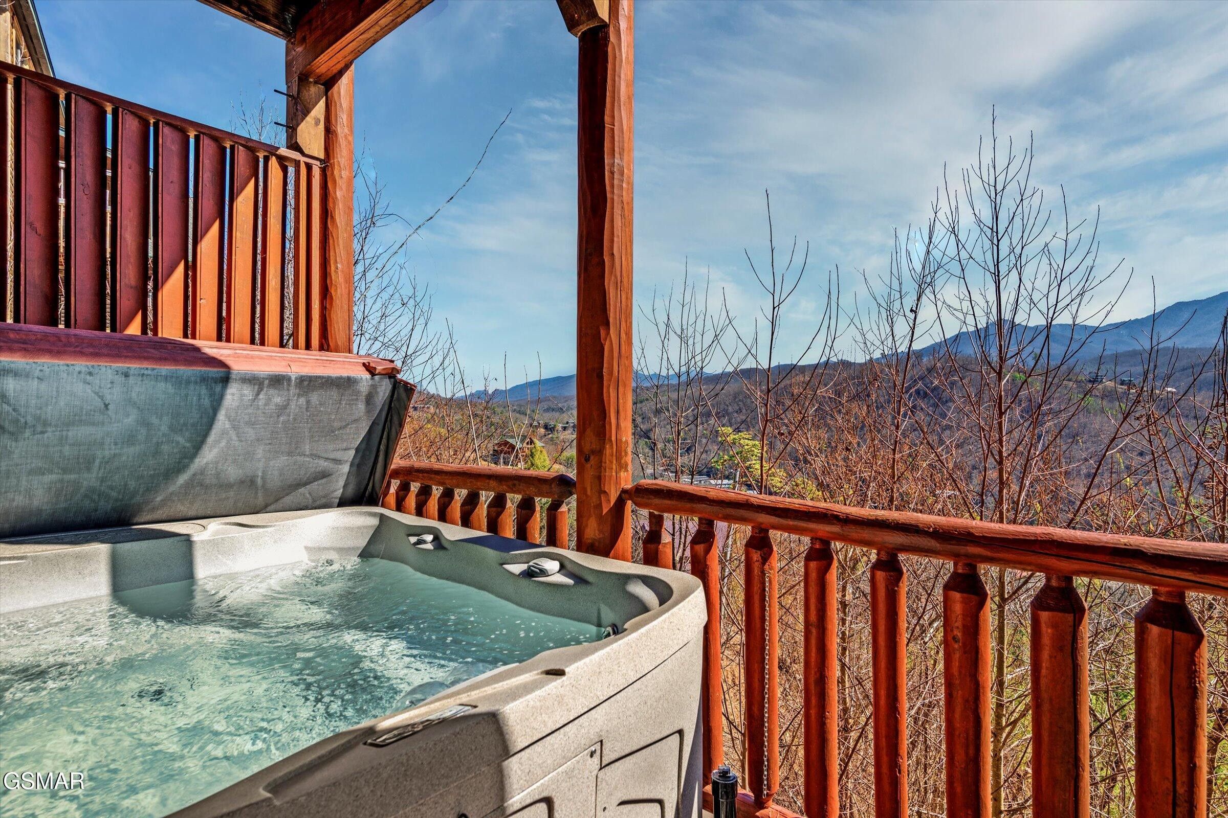 Gatlinburg, Tennessee, 37738, United States, 4 Bedrooms Bedrooms, ,5 BathroomsBathrooms,Residential,For Sale,1914228